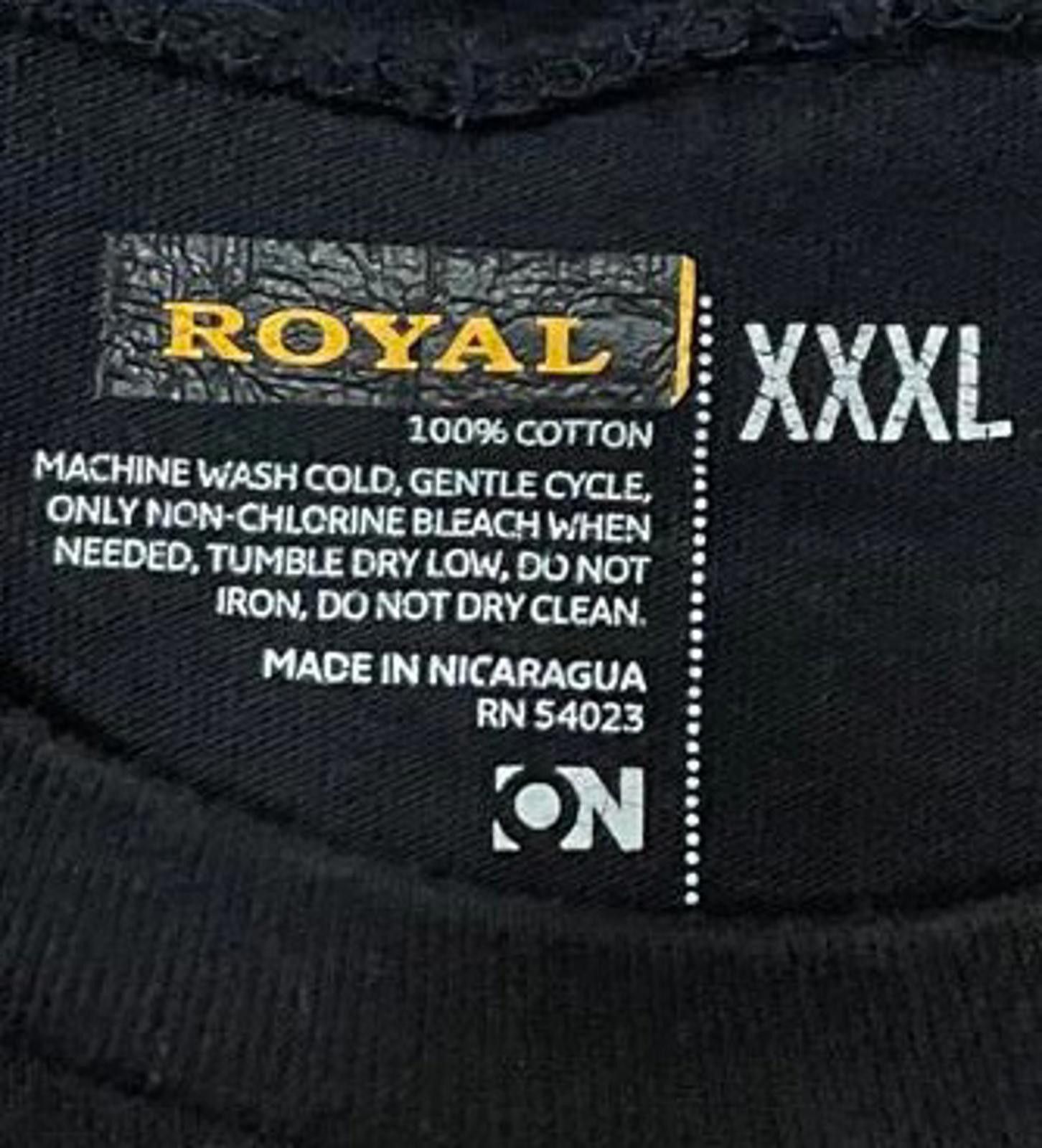 Designer Royal 2010 Old Navy Black & Multi Las Vegas NV XXXL T-Shirt Size US XXL / EU 58 / 5 - 2 Thumbnail