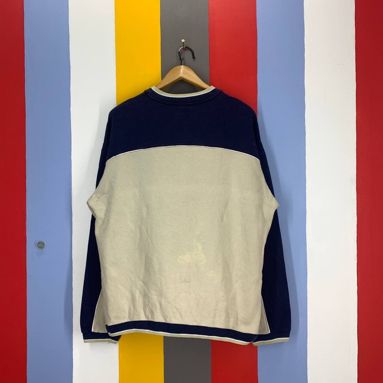 Vintage Vintage FISH BONE V Neck Sweatshirt #2559/T Size US XL / EU 56 / 4 - 10 Thumbnail