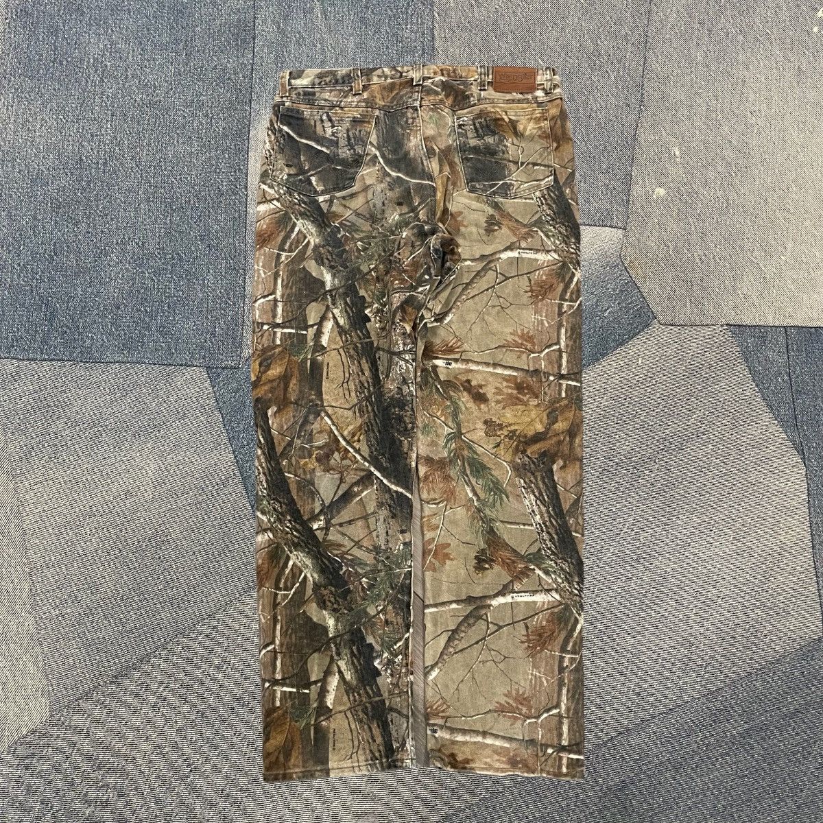 Vintage × Wrangler CRAZY Essential Camo RealTree Pants Size US 37 - 2 Thumbnail