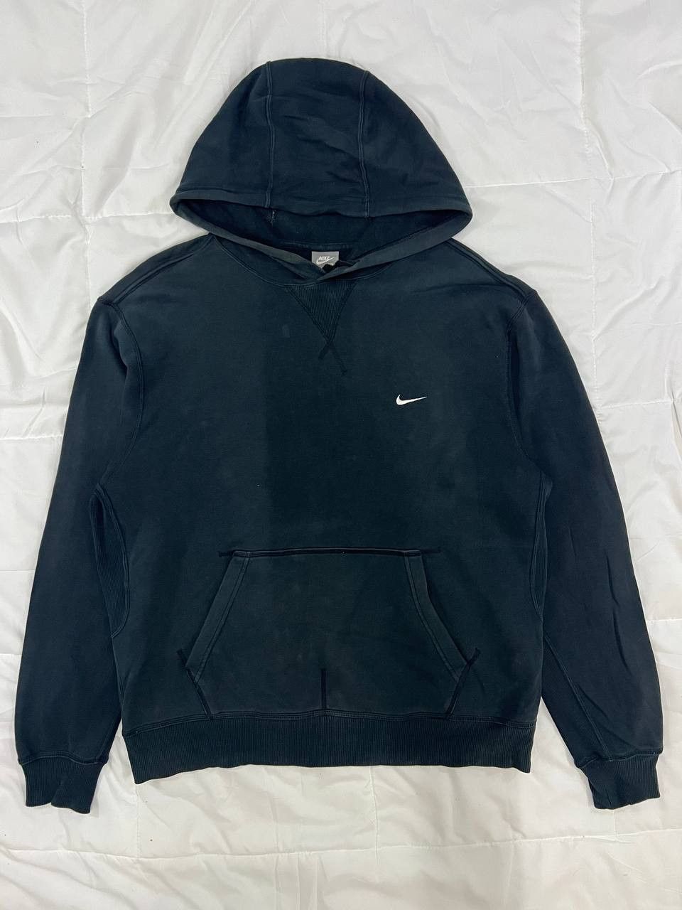 Nike × Vintage Vintage Y2K Nike Small Swoosh Hoodie Size US XL / EU 56 / 4 - 1 Thumbnail