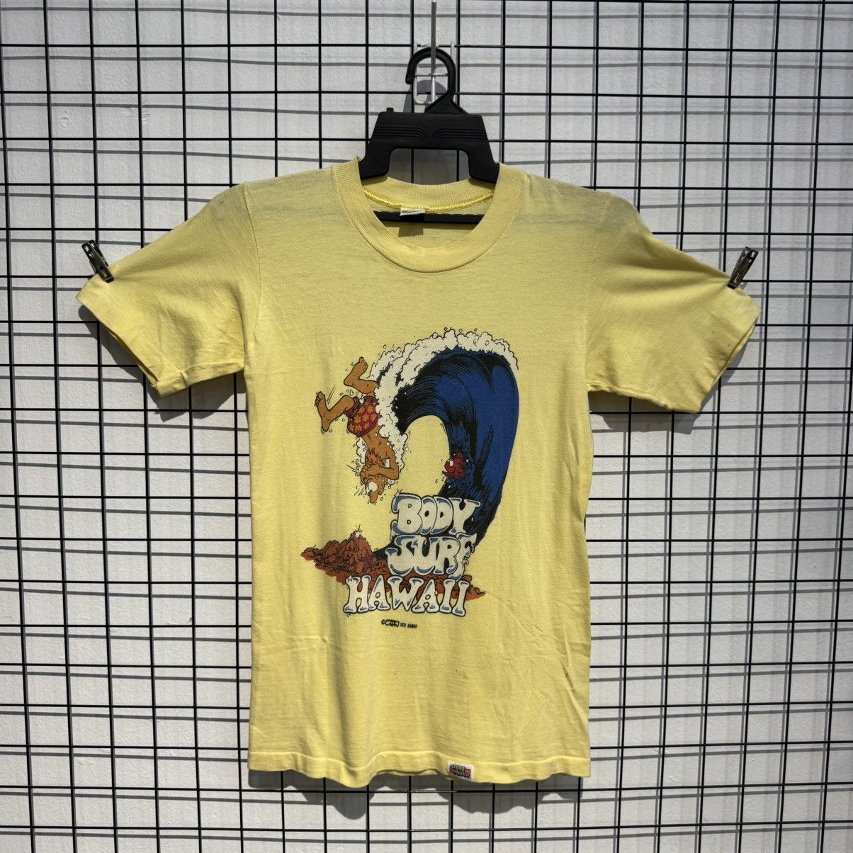 Other VINTAGE 70s T-Shirt HAWAII - Crazy Shirt - Body Surf Hawaii Size US XS / EU 42 / 0 - 2 Thumbnail