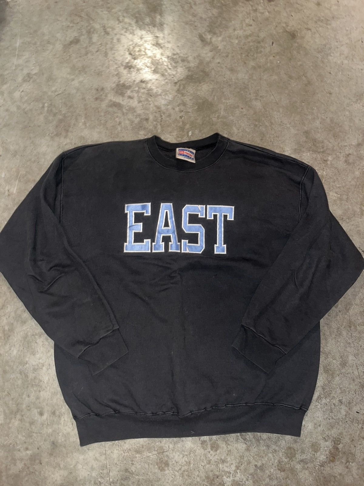 Akimbo Club EAST Vintage Crewneck Size US L / EU 52-54 / 3 - 1 Thumbnail