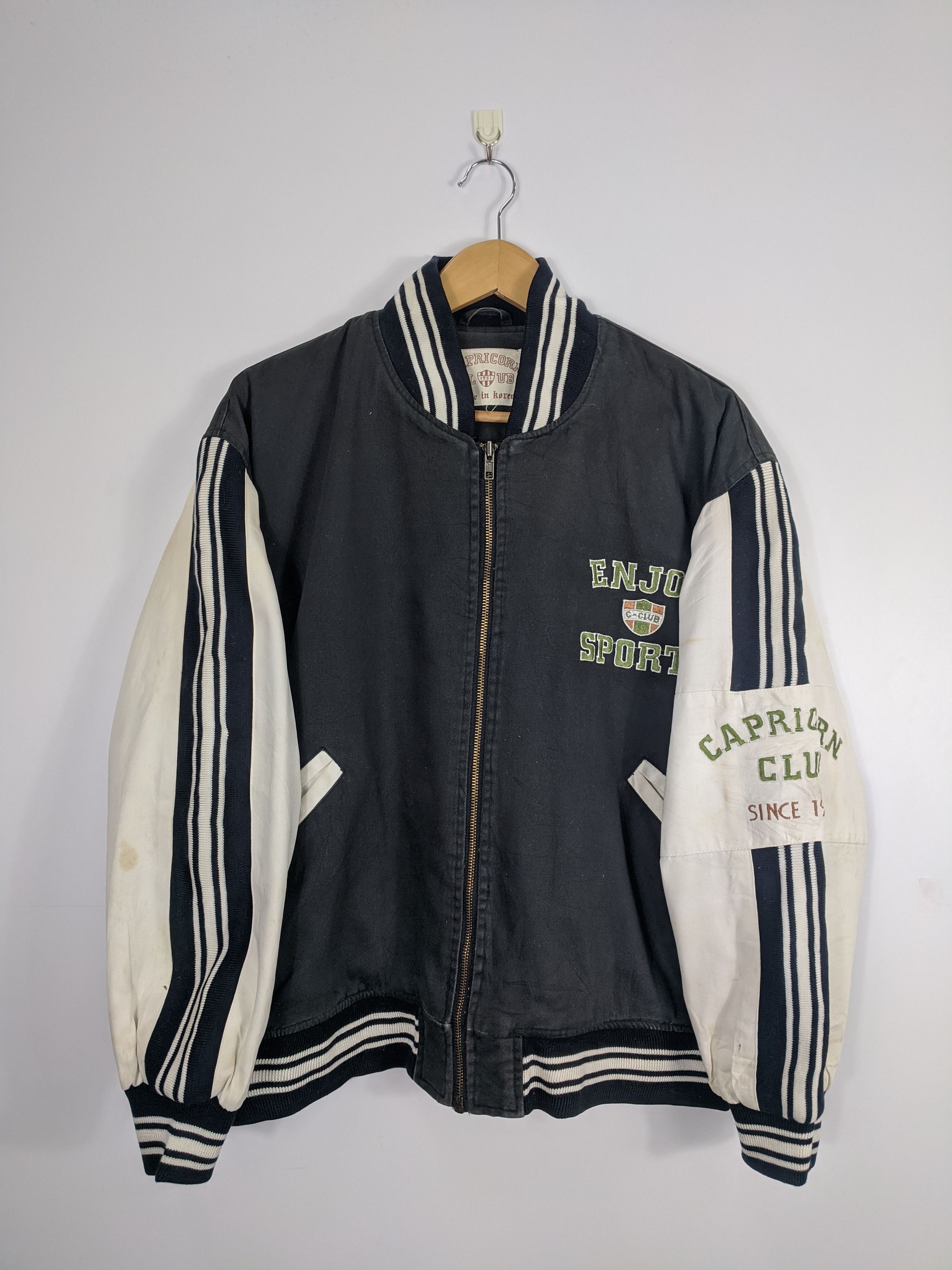 Vintage Vintage 90s Varsity Jacket Embroidered J0431 Size US L / EU 52-54 / 3 - 1 Thumbnail