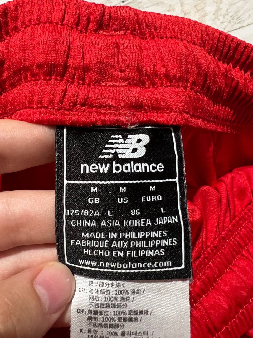New Balance New Balance Liverpool 2016 2017 Home Football Shorts Soccer Size US 32 / EU 48 - 8 Thumbnail