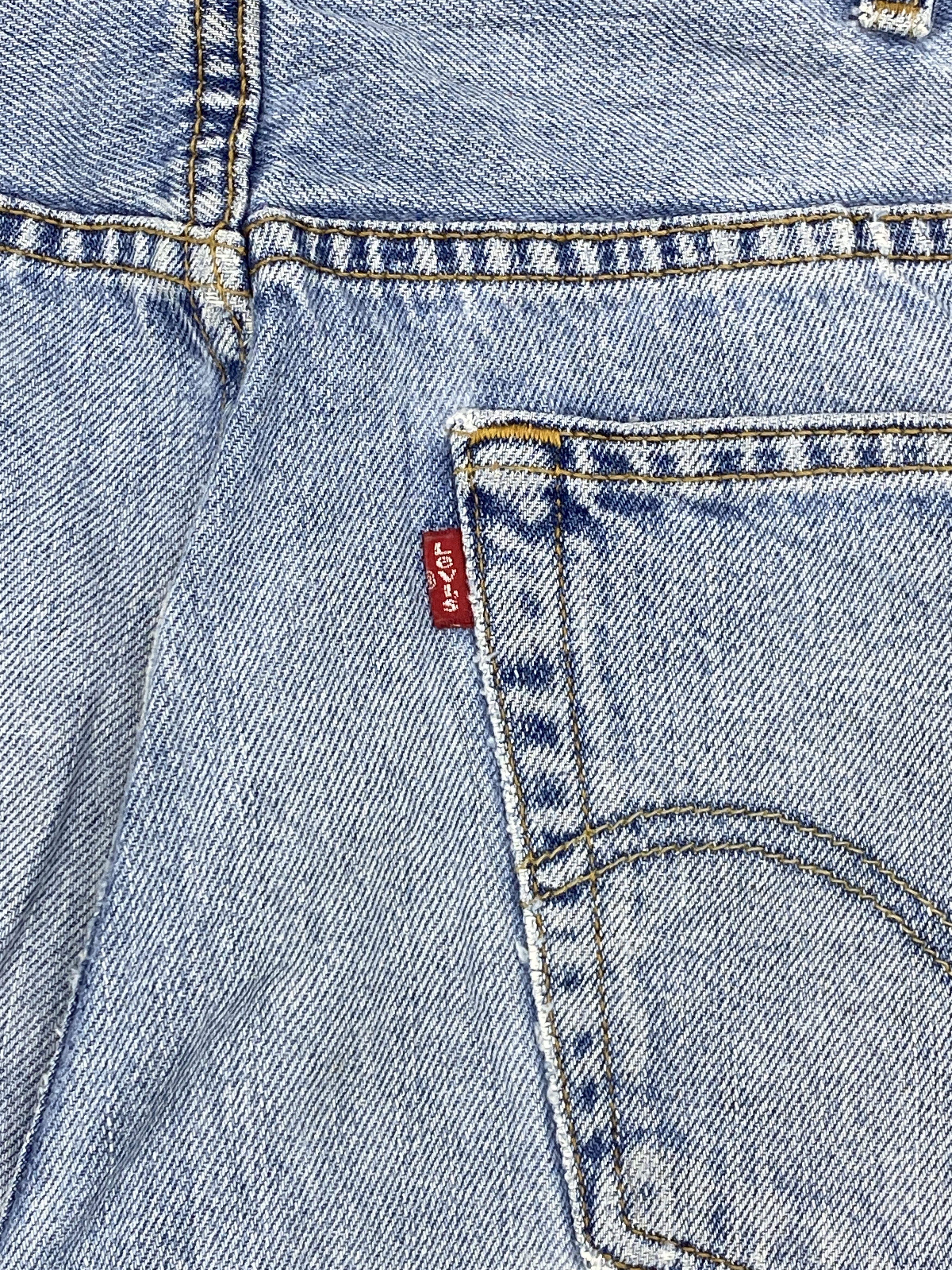 Levi's Light Blue Vintage Levis 505 Jeans DP2702 Size US 37 - 8 Thumbnail