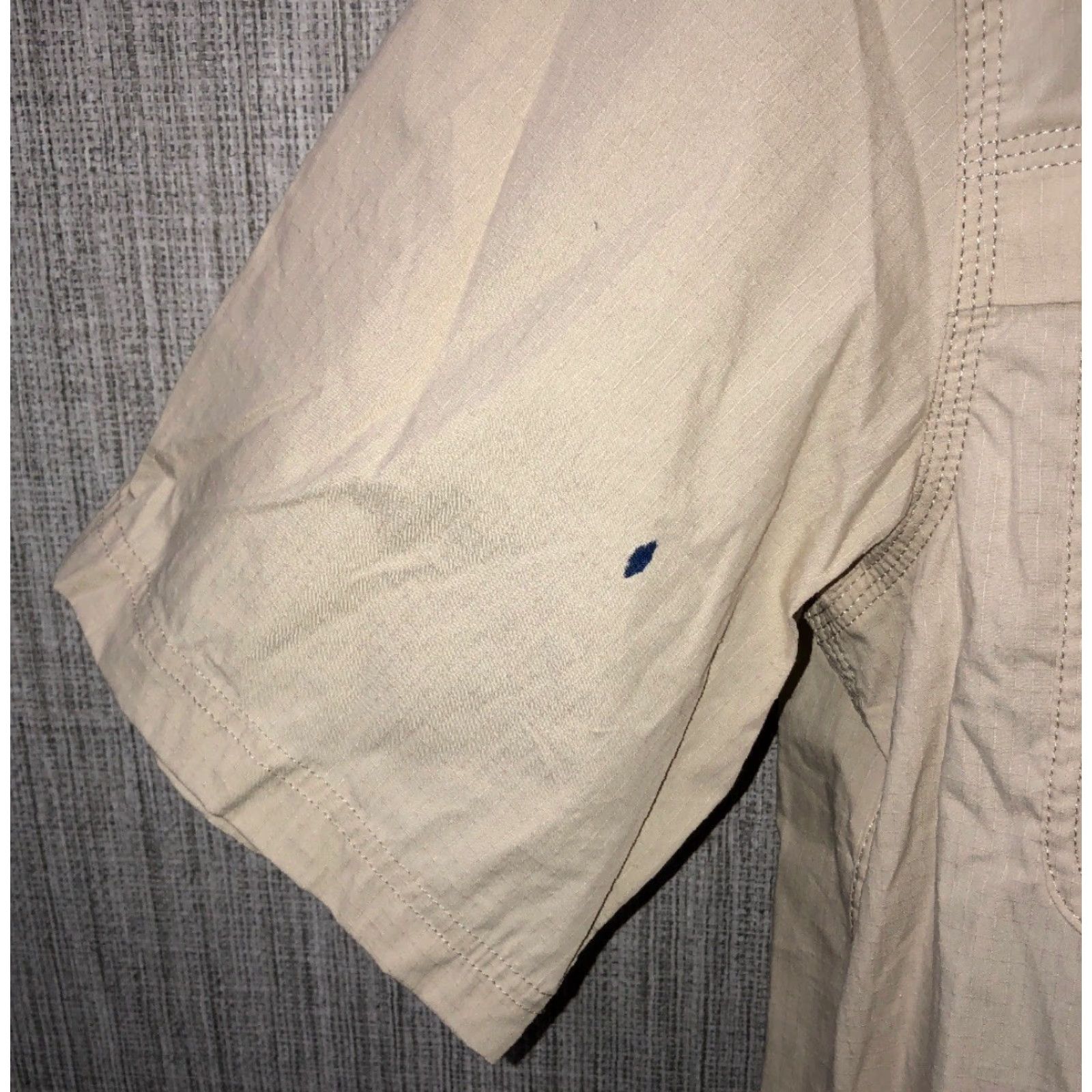 Carhartt VINTAGE Carhartt Shirt Men Beige Short Sleeve Woven Button-Up Size M Adult Medium Beige Mens Shirt Size US M / EU 48-50 / 2 - 4 Thumbnail