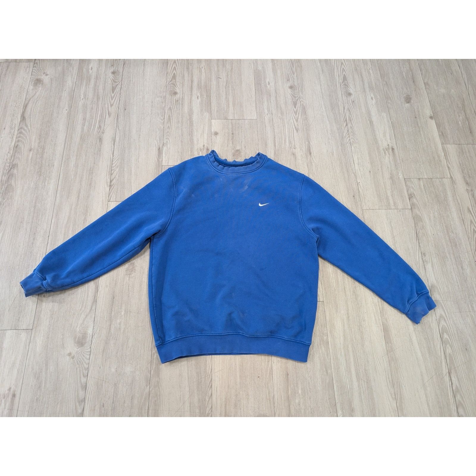 Nike Nike Mens Medium Y2K Blue Distressed Crewneck Size Medium. Size US M / EU 48-50 / 2 - 1 Thumbnail