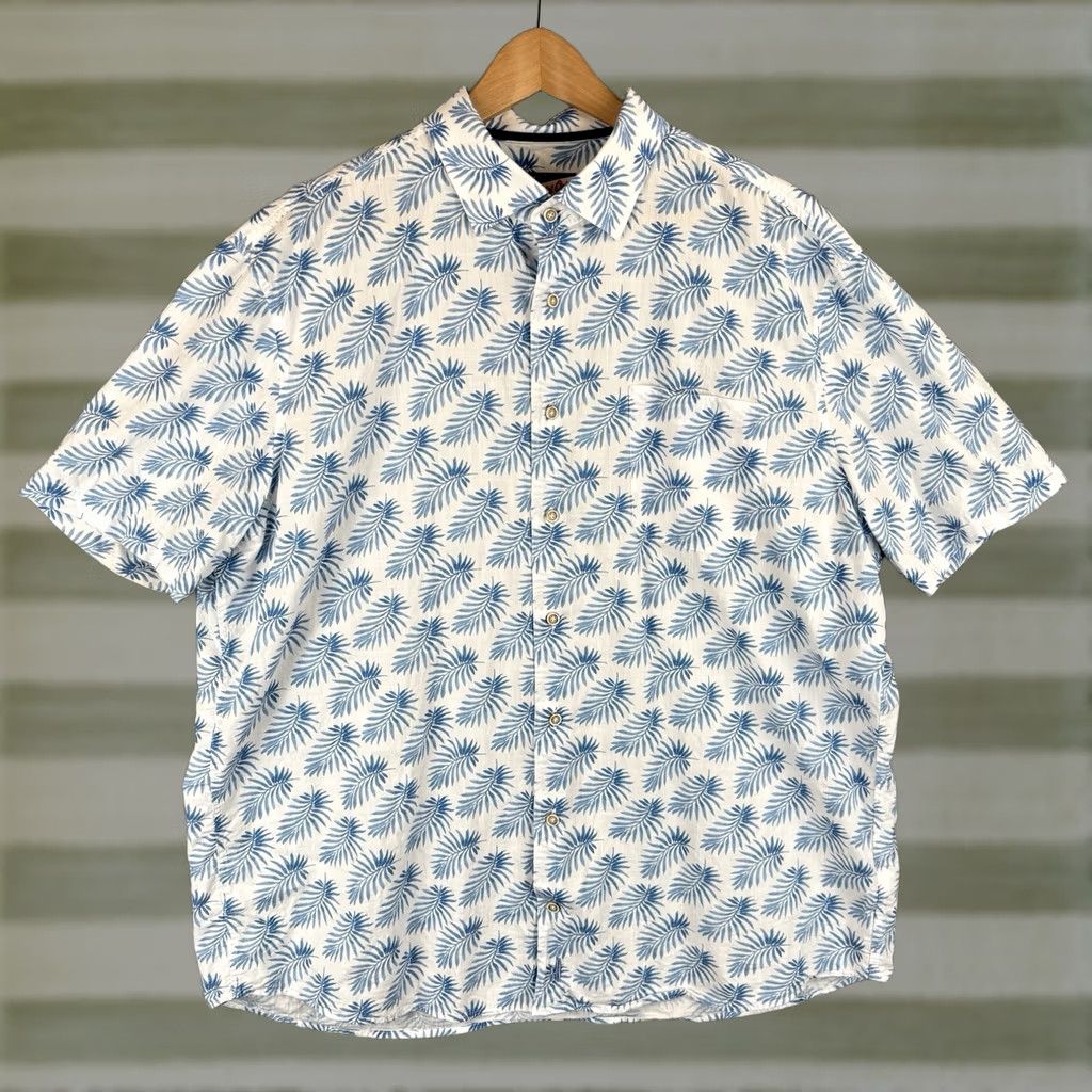 johnnie-O johnnie-O Shirt Mens XL Lincoln White Blue Hawaiian Floral Short Sleeve Button-Up Size US XL / EU 56 / 4 - 1 Thumbnail