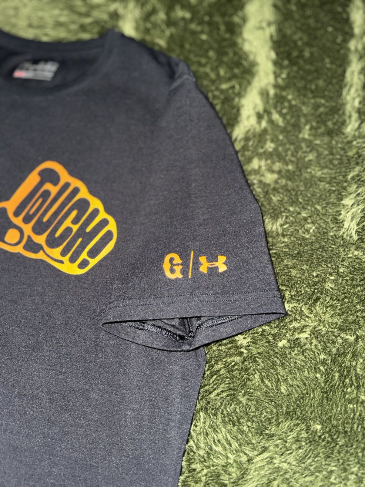 Under Armour NPB Yomiuri Giants x Under Armour HeatGear T-Shirt Black Size US M / EU 48-50 / 2 - 3 Thumbnail