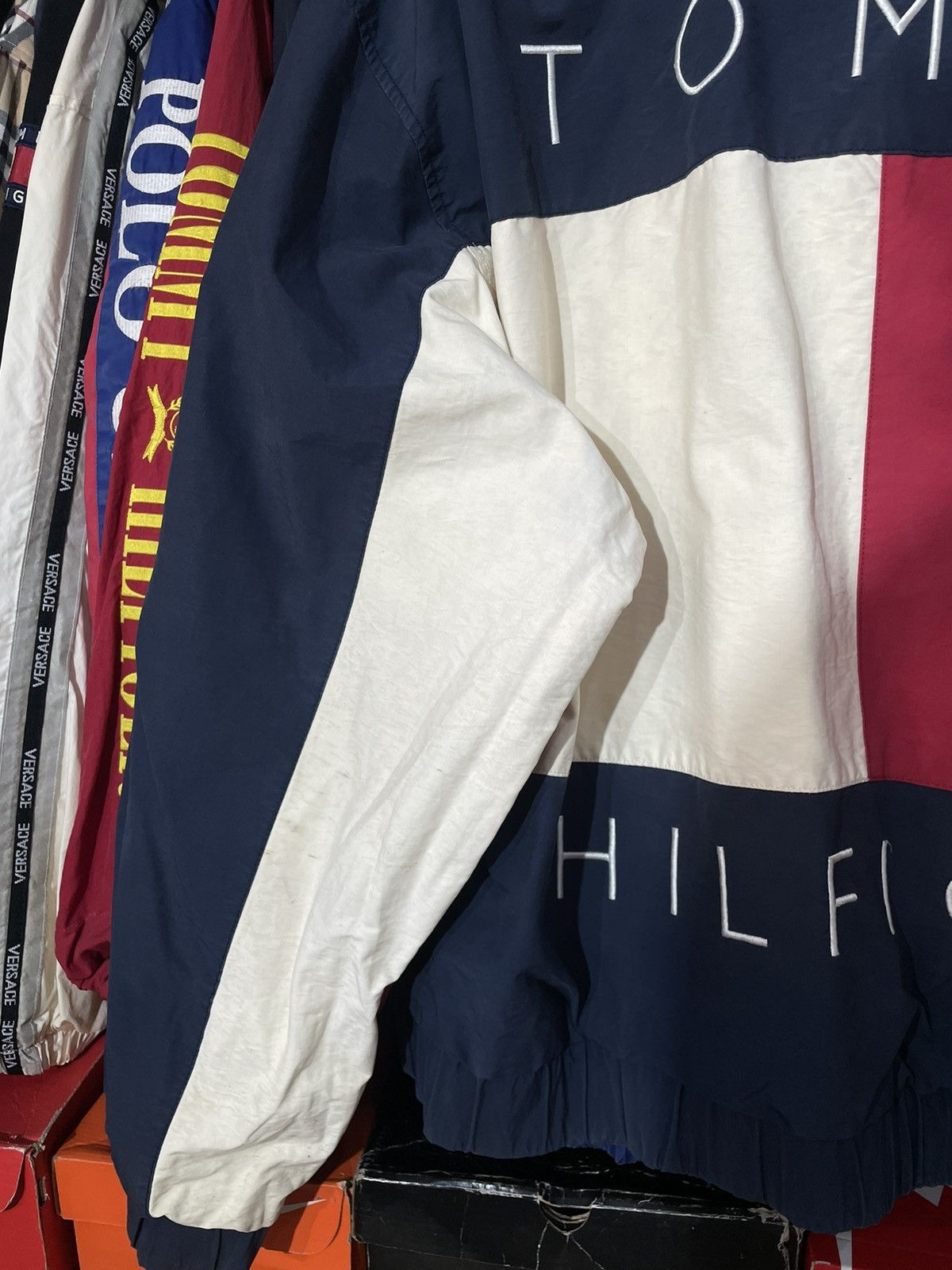 Japanese Brand × Tommy Hilfiger × Vintage Jacket Tommy Hilfiger Big Flag 90’s Vintage Reversible Size US XL / EU 56 / 4 - 12 Thumbnail
