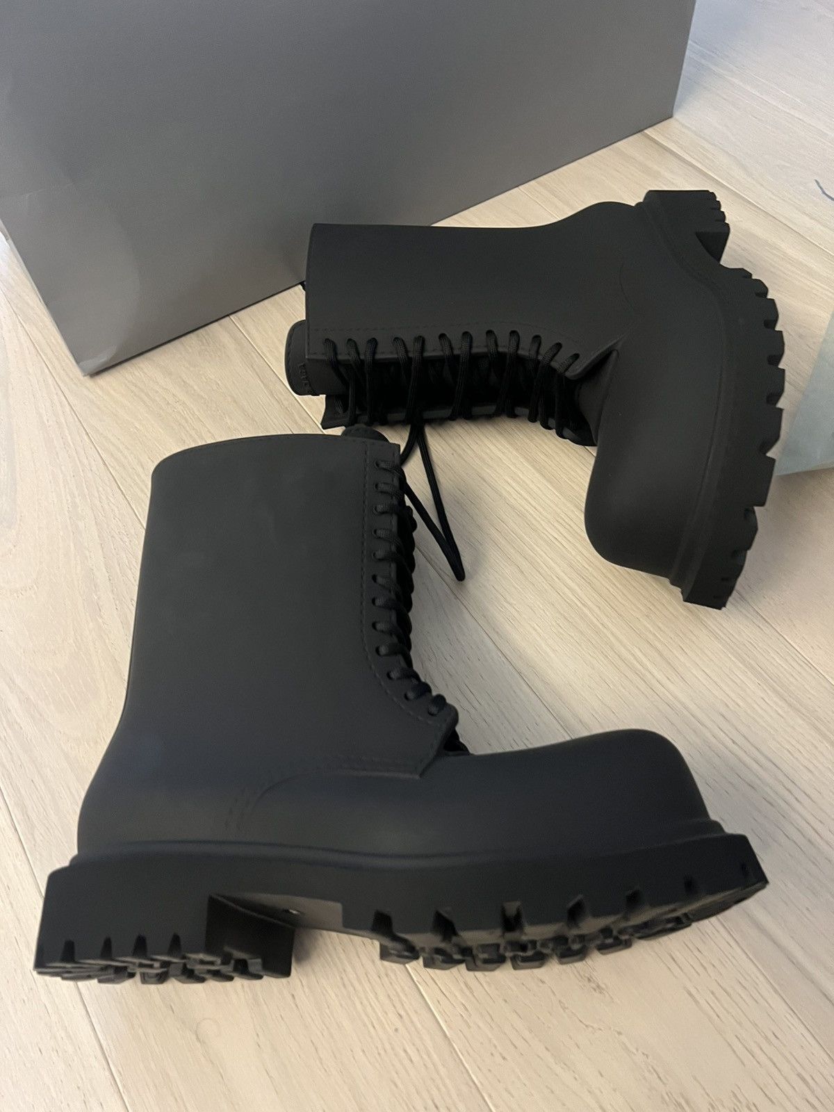 Balenciaga Steroid Rubber Ankle Boots in Black Size US 11 / EU 44 - 10 Thumbnail