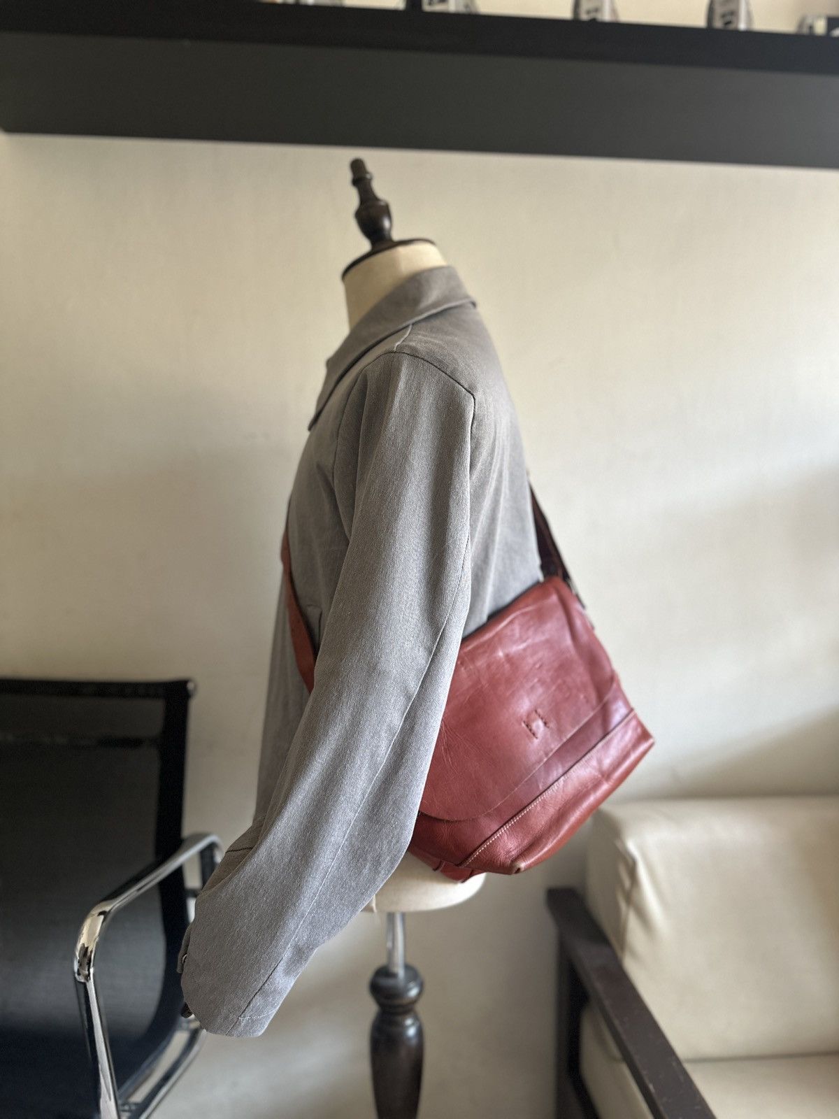 Comme des Garcons Homme Vintage Japan made Red Leather Patina Sling Bag Size ONE SIZE - 19 Thumbnail