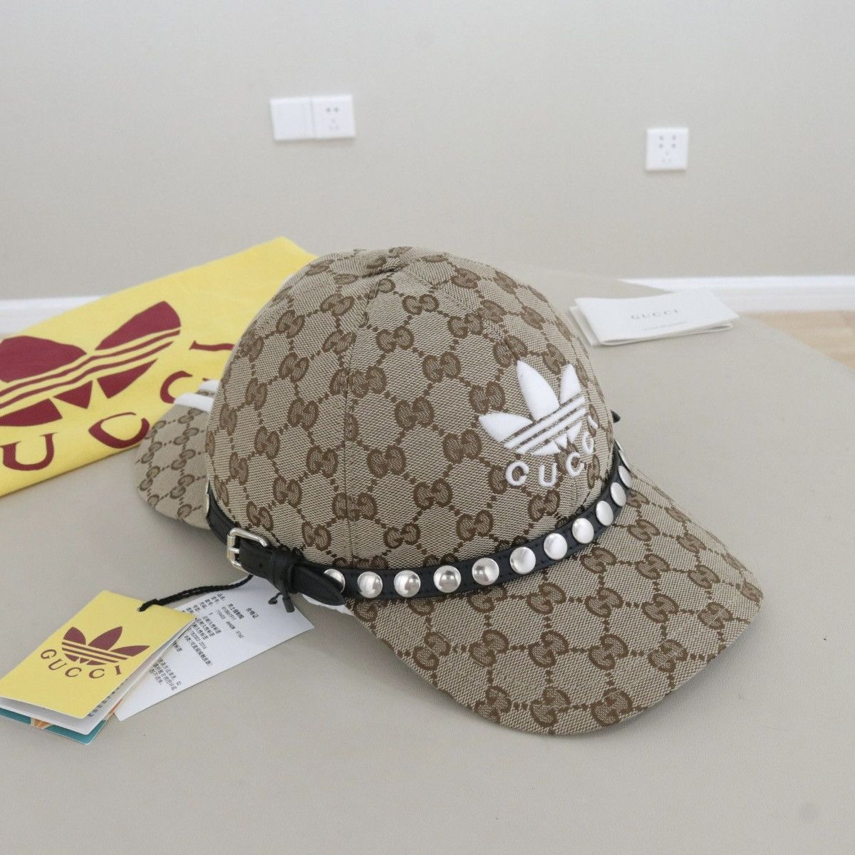 Adidas × Gucci Runway Double Sided Baseball Hat Size ONE SIZE - 1 Thumbnail