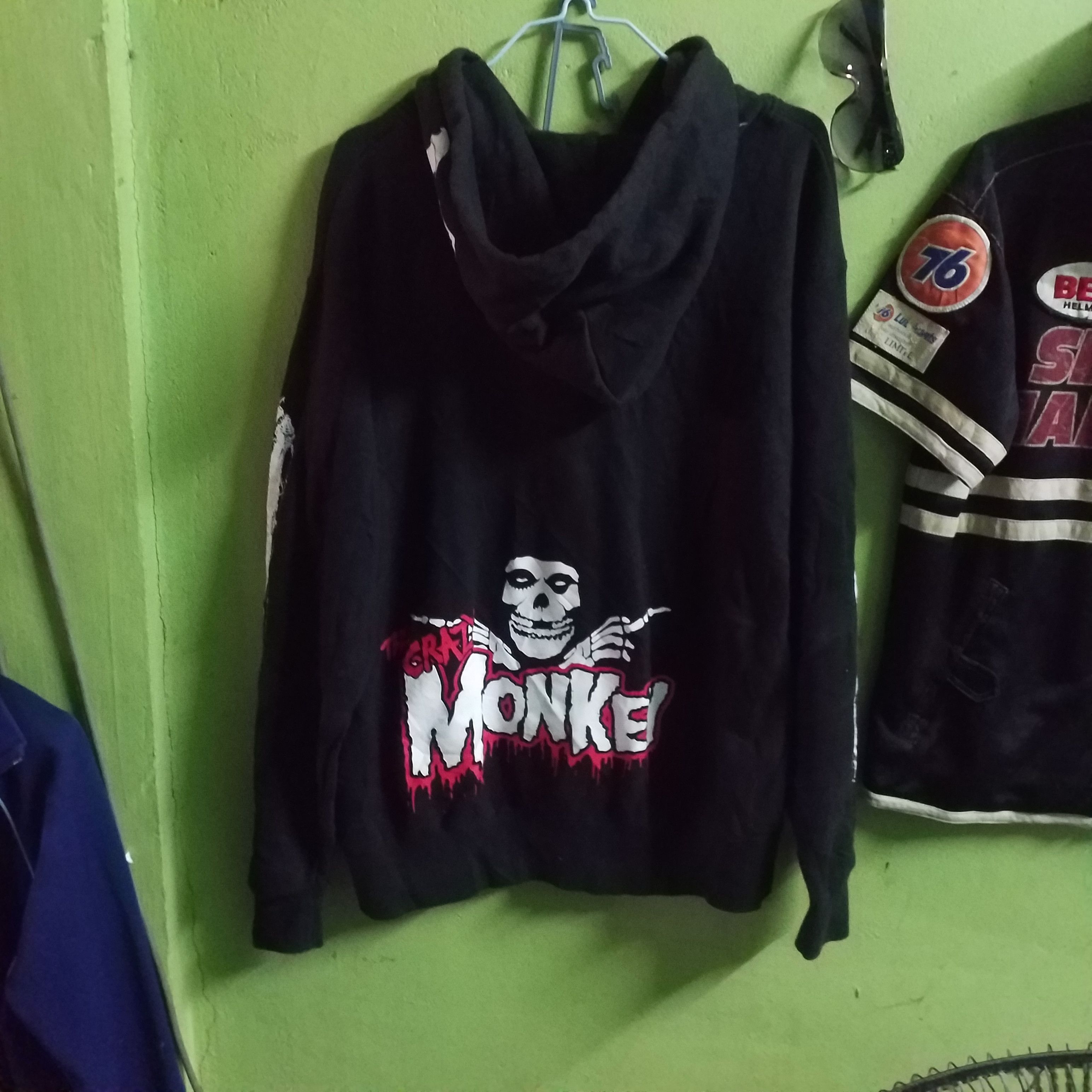 Other THE CRAZY MONKEY HOODIE Size US XXL / EU 58 / 5 - 2 Thumbnail