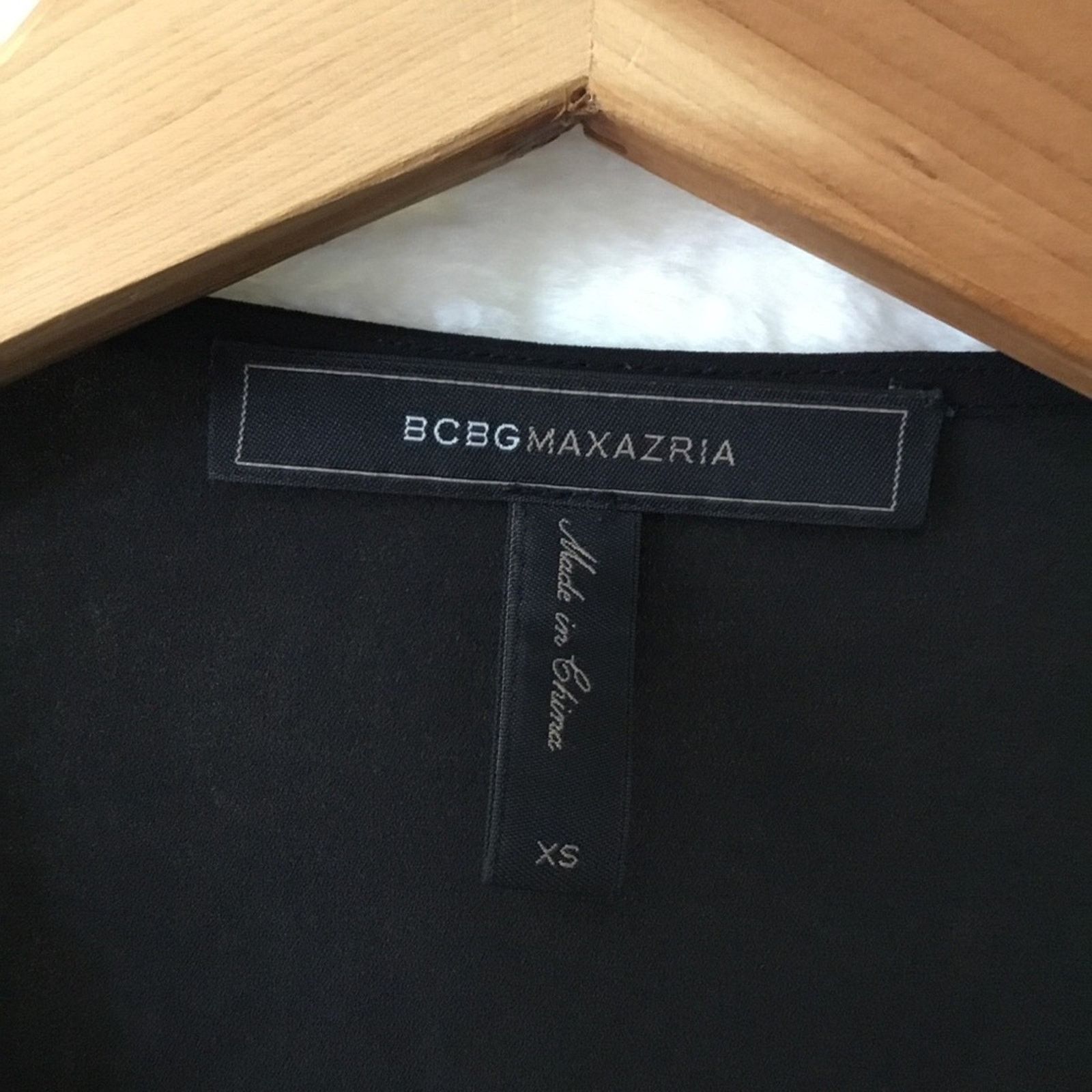 Bcbgmaxazria BCBGMaxAzria Black Drape Front Hi-Low Sheer Top Size XS / US 0-2 / IT 36-38 - 2 Thumbnail