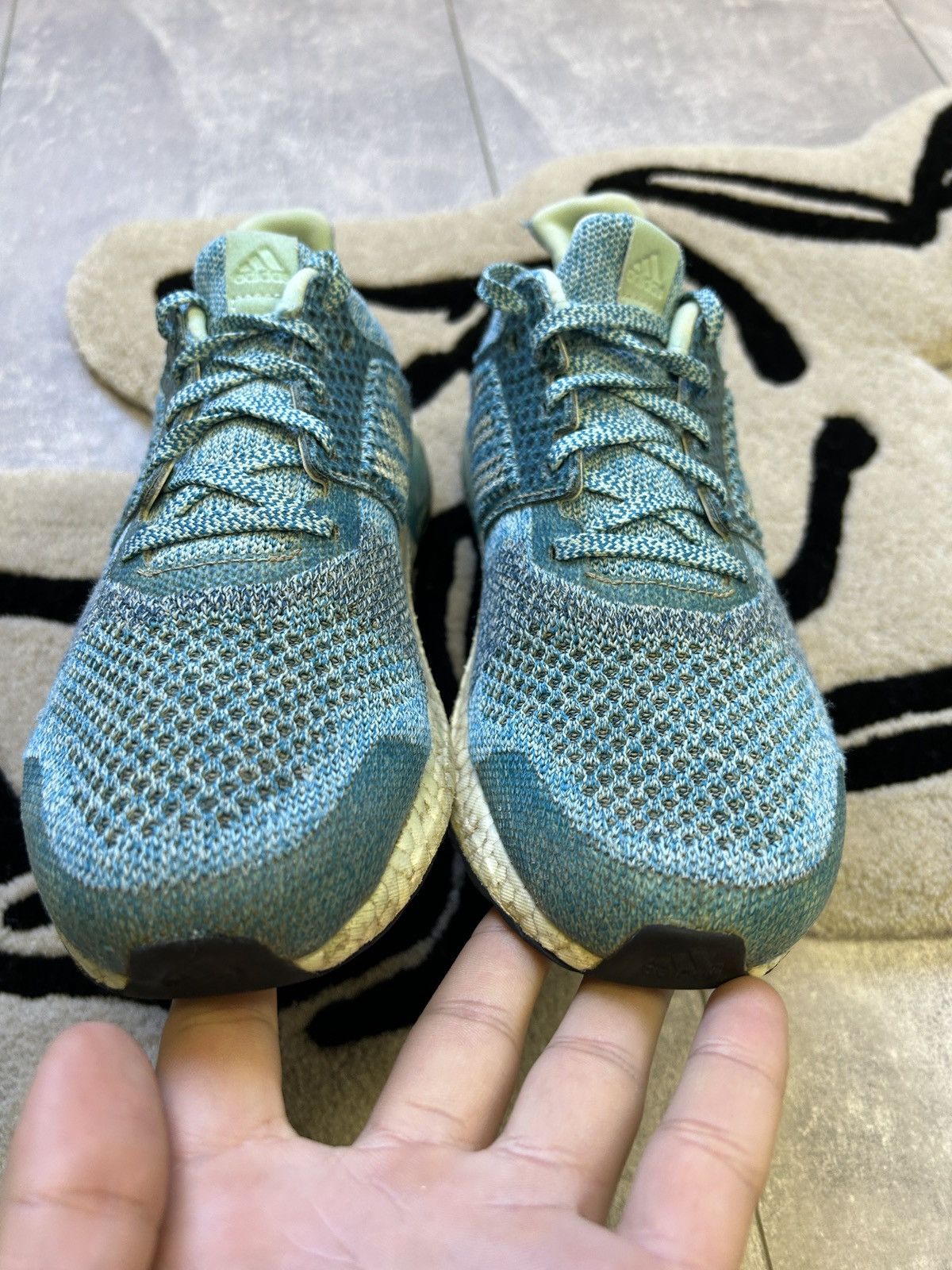 Adidas Women’s Adidas UltraBoost sneakers low top size 41 running Size US 9 / IT 39 - 5 Thumbnail