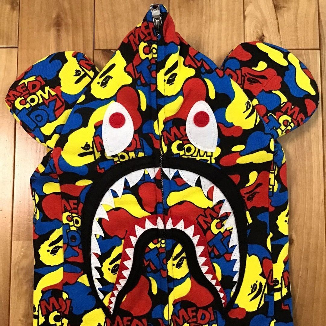 Bape × Medicom Toy BAPE × Medicom Toy BE@R Shark Full Zip Hoodie a bathing ape Size US XXL / EU 58 / 5 - 3 Thumbnail