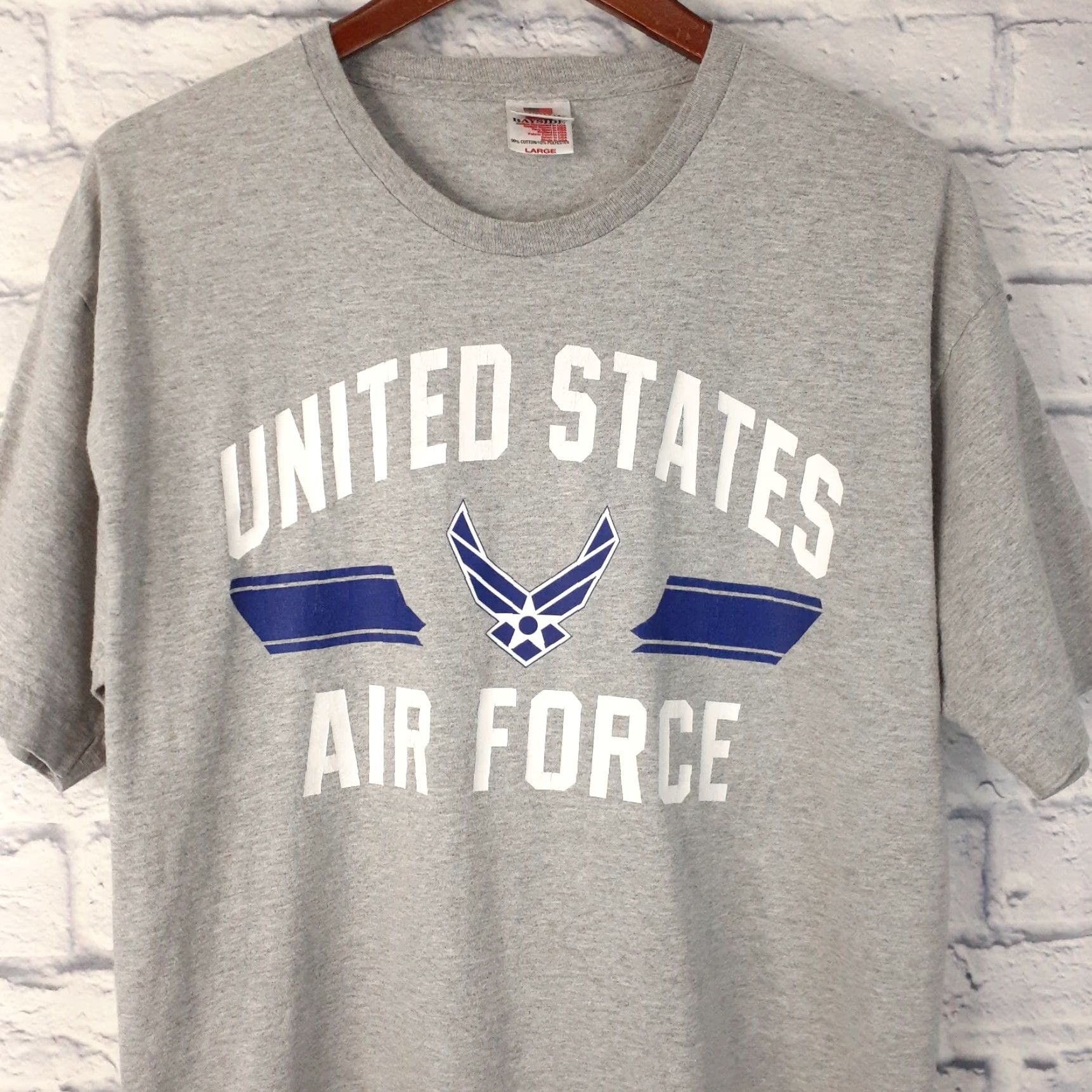 Vintage VINTAGE Bayside United States Air Force Short Sleeve T Shirt Mens Small Gray Crew Neck Military USA Shirt Size US S / EU 44-46 / 1 - 2 Thumbnail