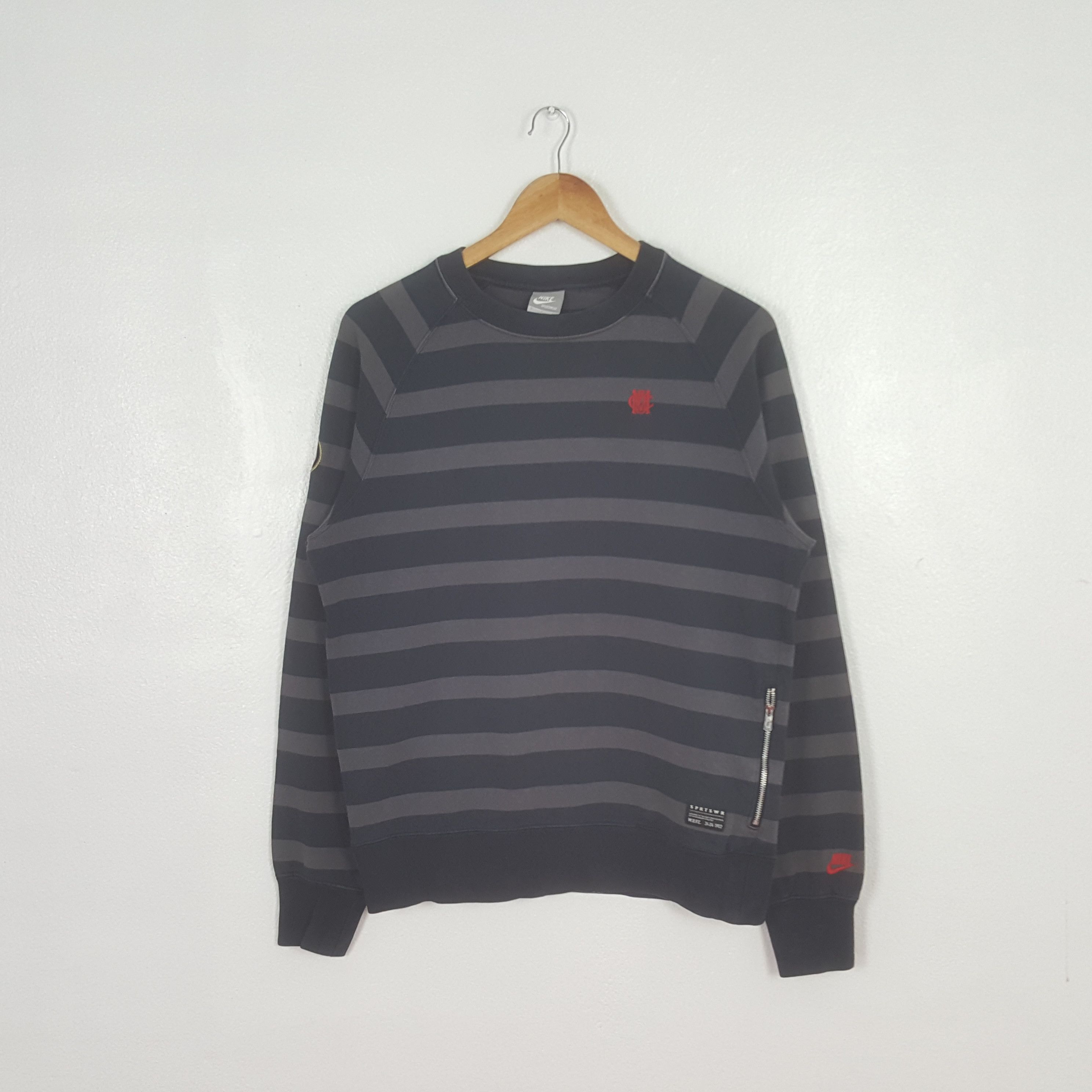 Nike Vintage Nike American Sports Style Sweatshirt C323N9 Size US M / EU 48-50 / 2 - 1 Thumbnail