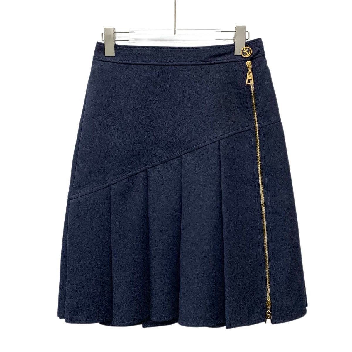 Louis Vuitton Louis Vuitton Navy Pleated Casual Skirt K26WX Size 26" / US 2 / IT 38 - 1 Thumbnail