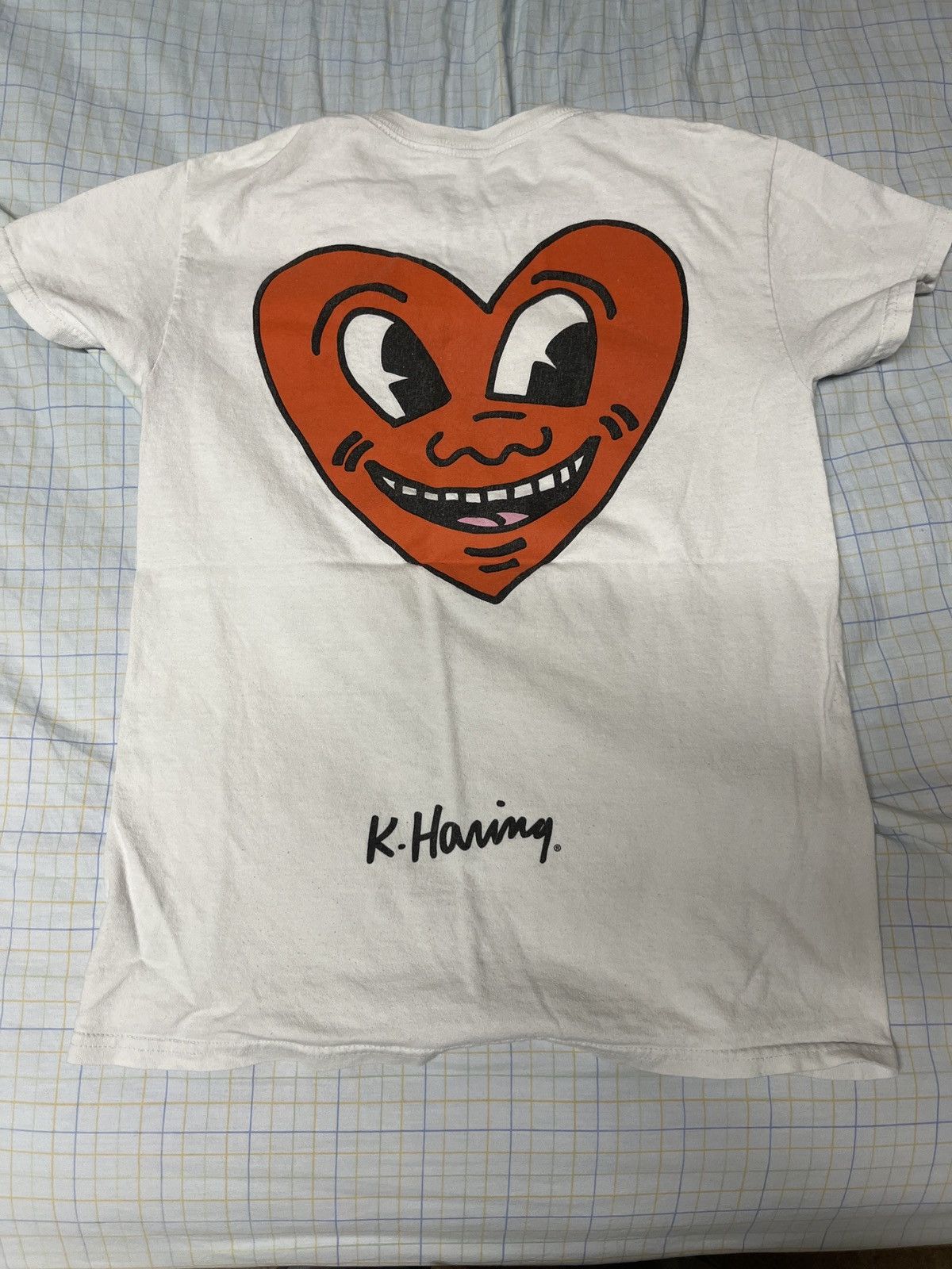 Band Tees × Vintage White and Red Heart Vintage Tee Size US S / EU 44-46 / 1 - 4 Thumbnail