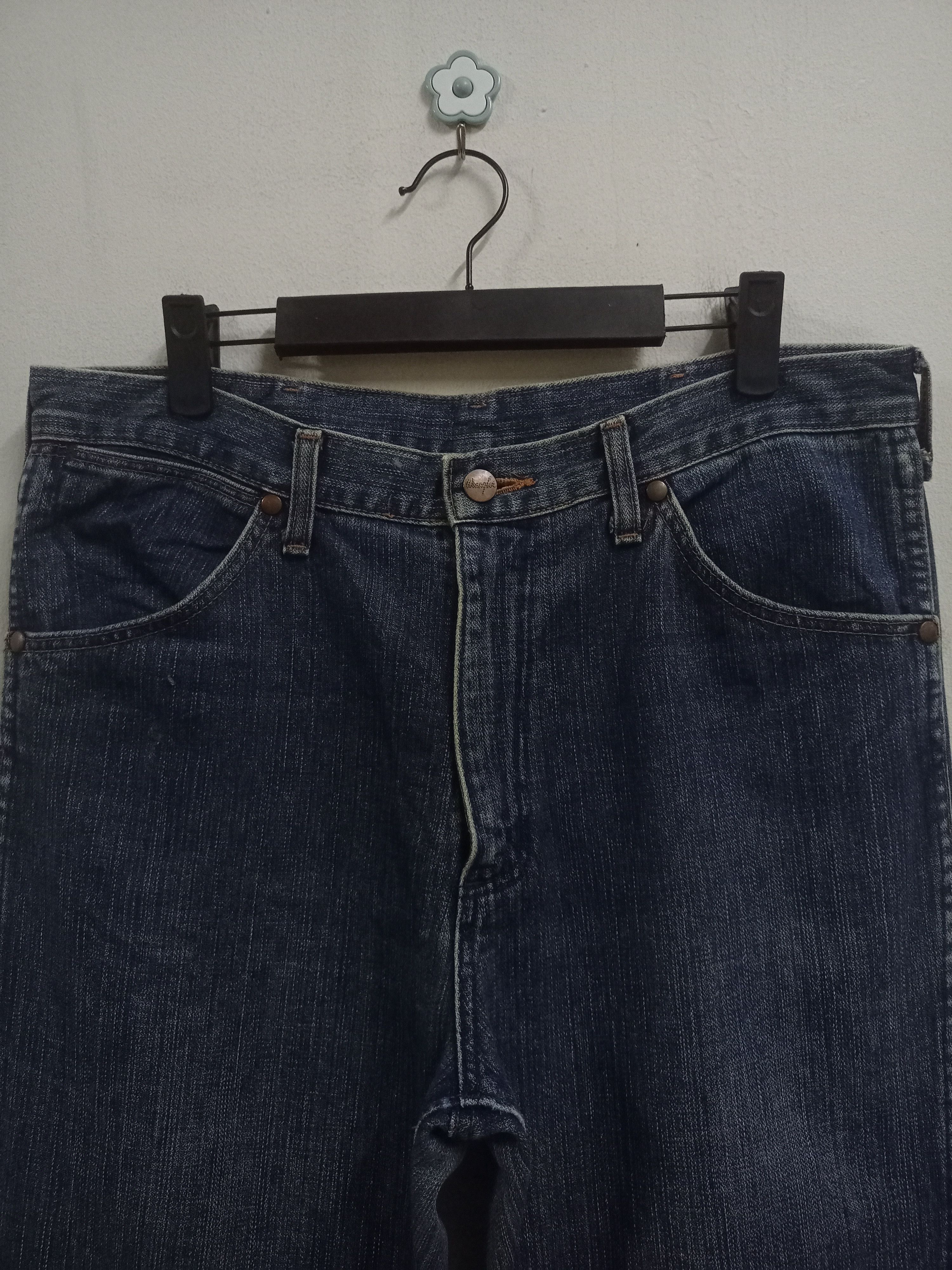 Wrangler Vintage Japanese Wrangler Blue Wash Flare Jeans Size US 33 - 4 Thumbnail
