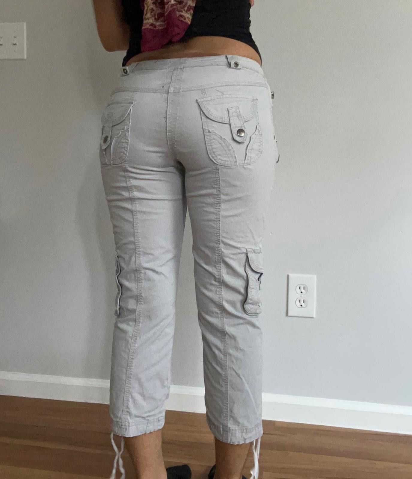 Other Women’s embellished light grey cargo pants Size 28" / US 6 / IT 42 - 8 Thumbnail