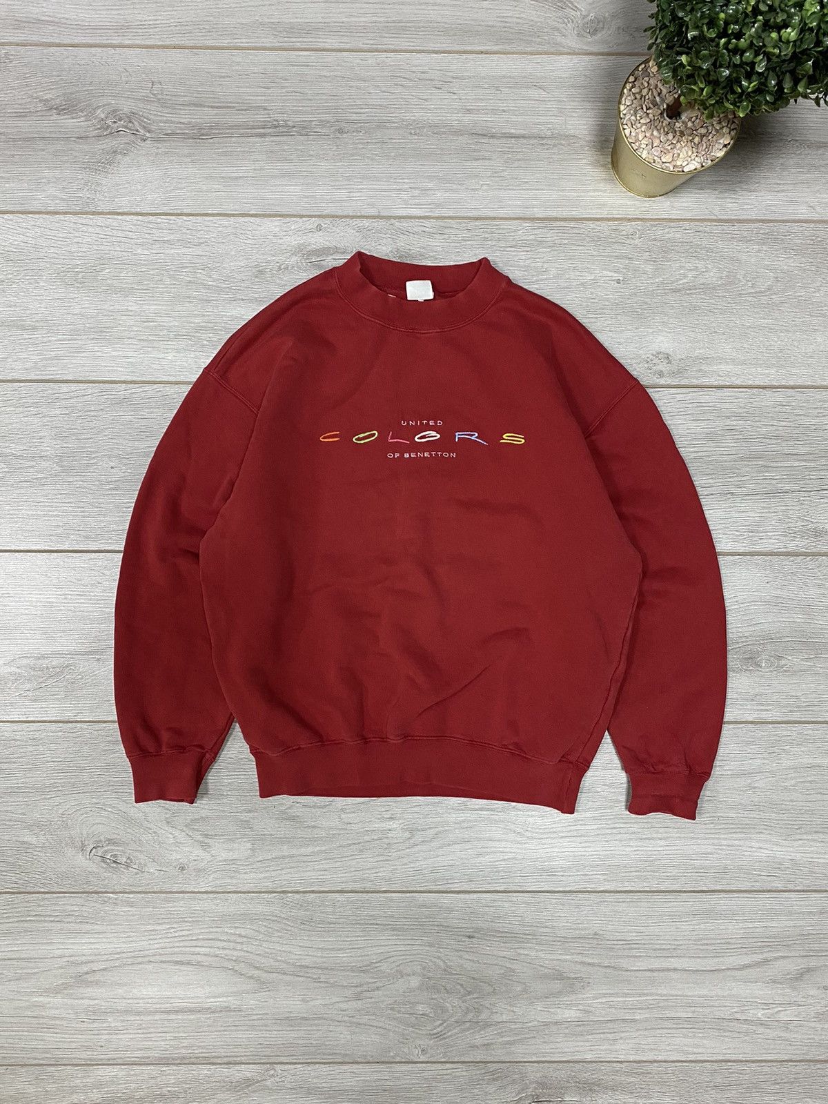 Benetton UNITED COLORS OF BANNETON SPELLOUT RAINBOW SWEATSHIRT Size US S / EU 44-46 / 1 - 1 Thumbnail