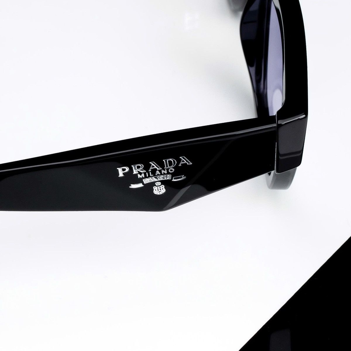 Prada PRADA 0PR B09S 16K40J SUNGLASSES Size ONE SIZE - 2 Thumbnail