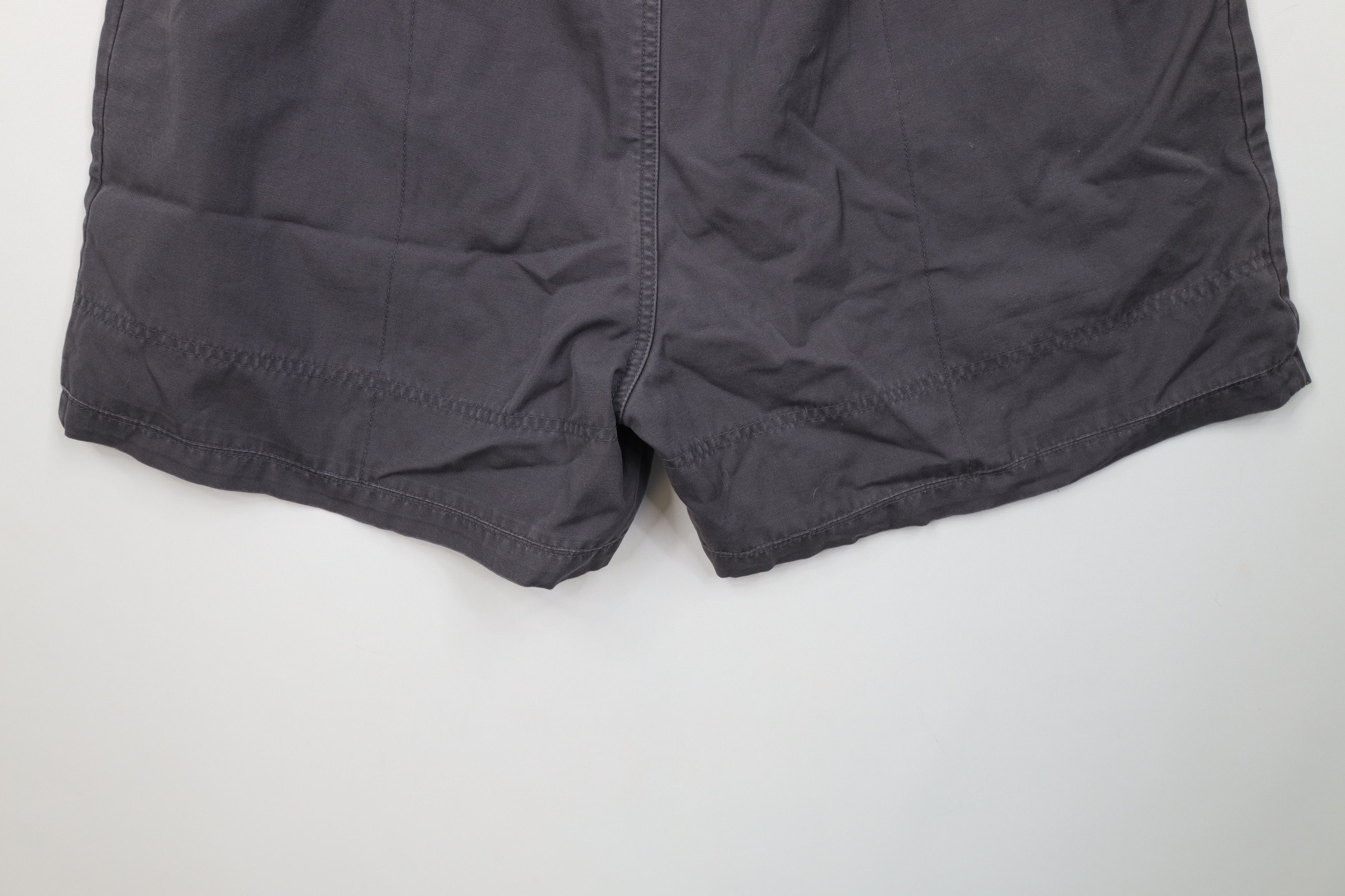 Cabelas Vintage Cabelas Above Knee Canvas Trekking Cargo Shorts Size US 42 / EU 58 - 11 Thumbnail