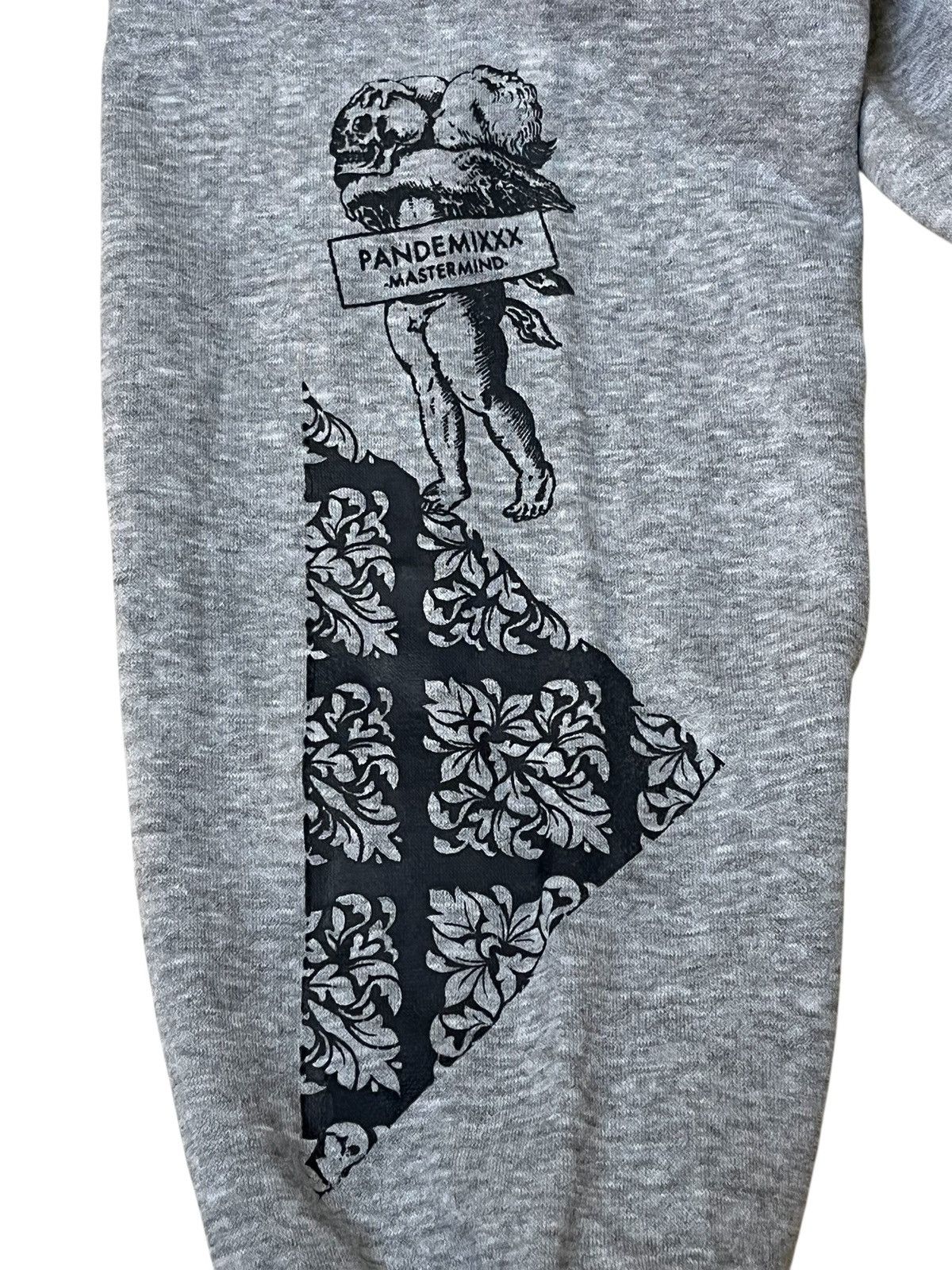 Mastermind Japan MASTERMIND x PANDEMIXXX by h&m divided hoodies sweats Size US L / EU 52-54 / 3 - 11 Thumbnail