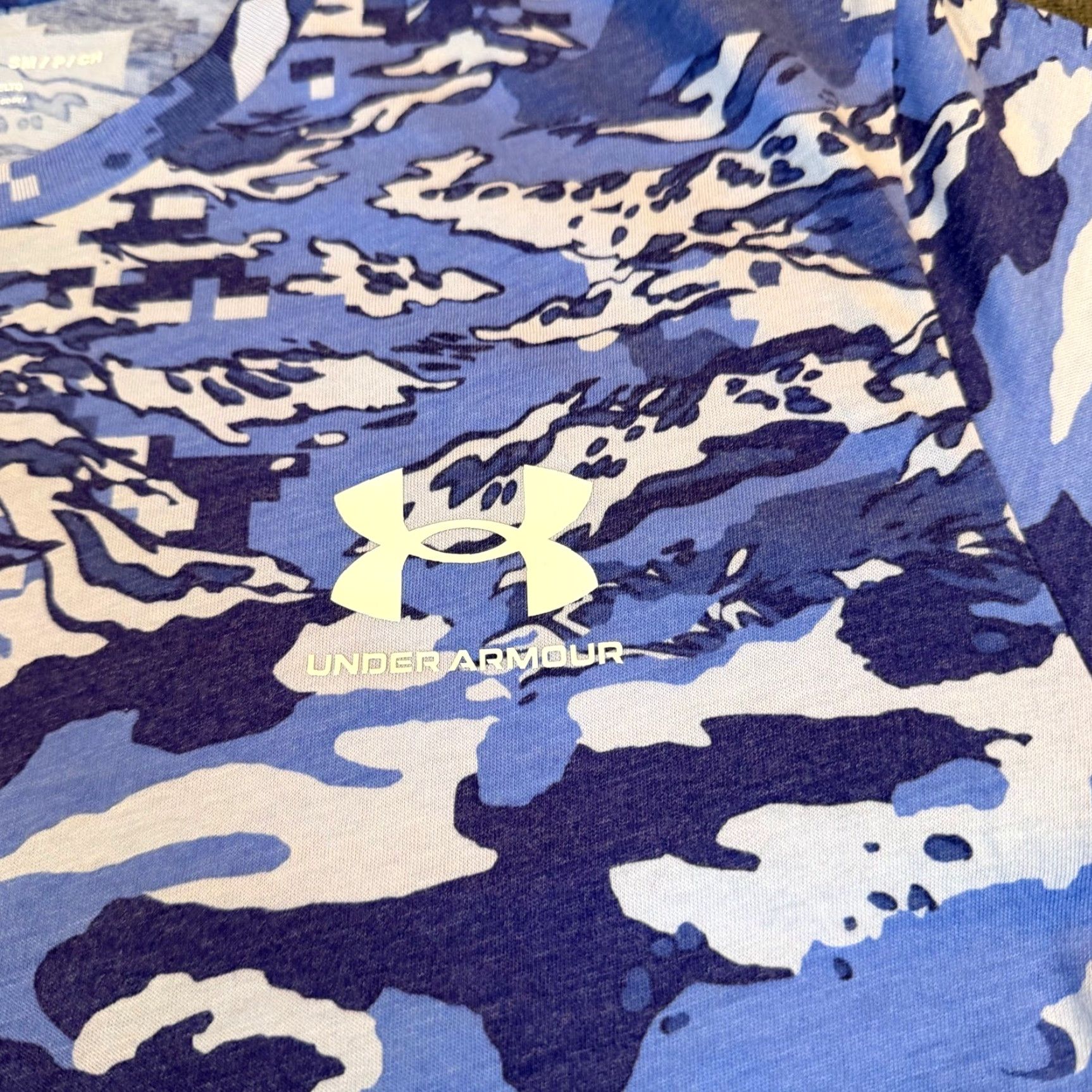Under Armour Under Armour Mens Small Blue Digital Camo Tiger Stripe Loose Fit T-Shirt SM Size US S / EU 44-46 / 1 - 4 Thumbnail