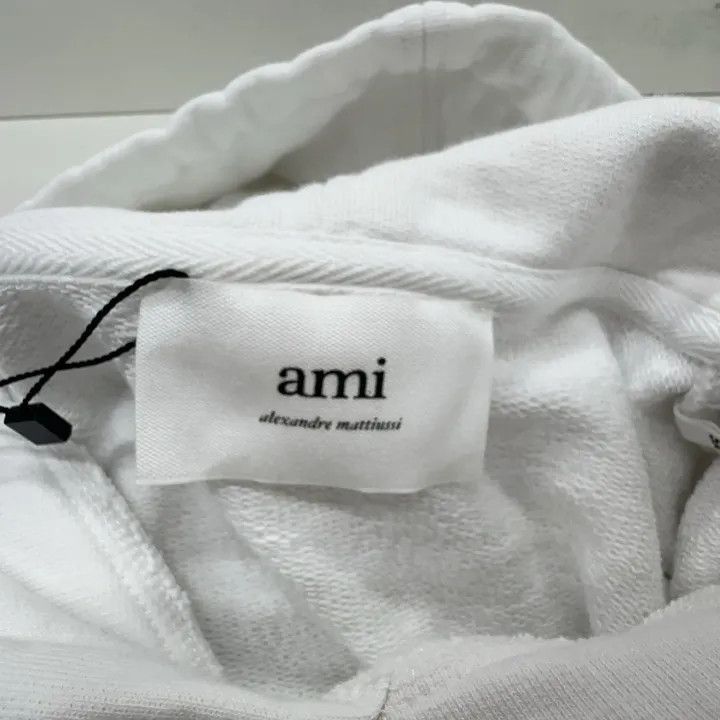 AMI AMI Paris Embroidered Hoodie for Unisex -2507 Size US XS / EU 42 / 0 - 5 Thumbnail