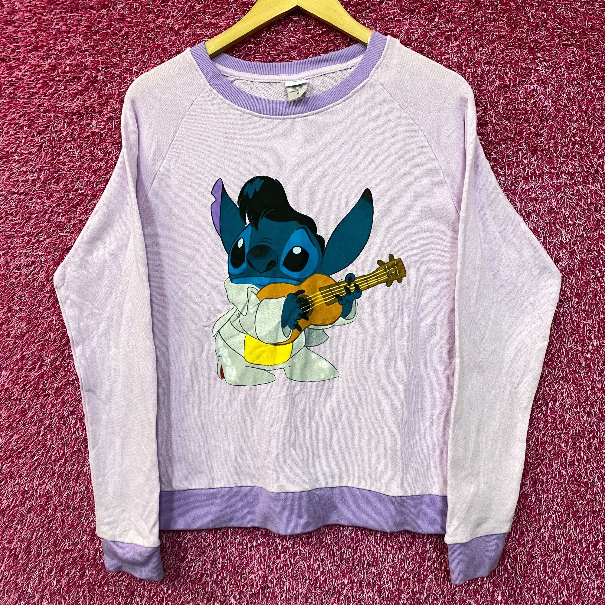 Disney Disney Lilo and Stitch Elvis Stitch crewneck size Medium Size US M / EU 48-50 / 2 - 1 Thumbnail