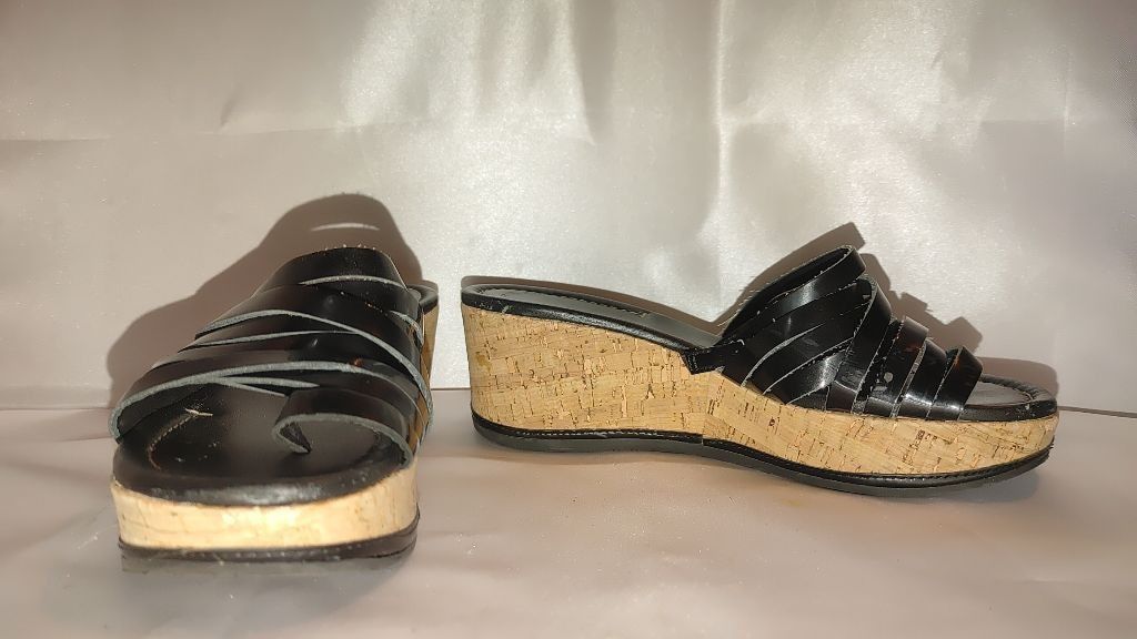 Donald Pliner Donald Pliner Sheena Cork Wedge Sandal Size 7M Size US 7 / IT 37 - 6 Thumbnail