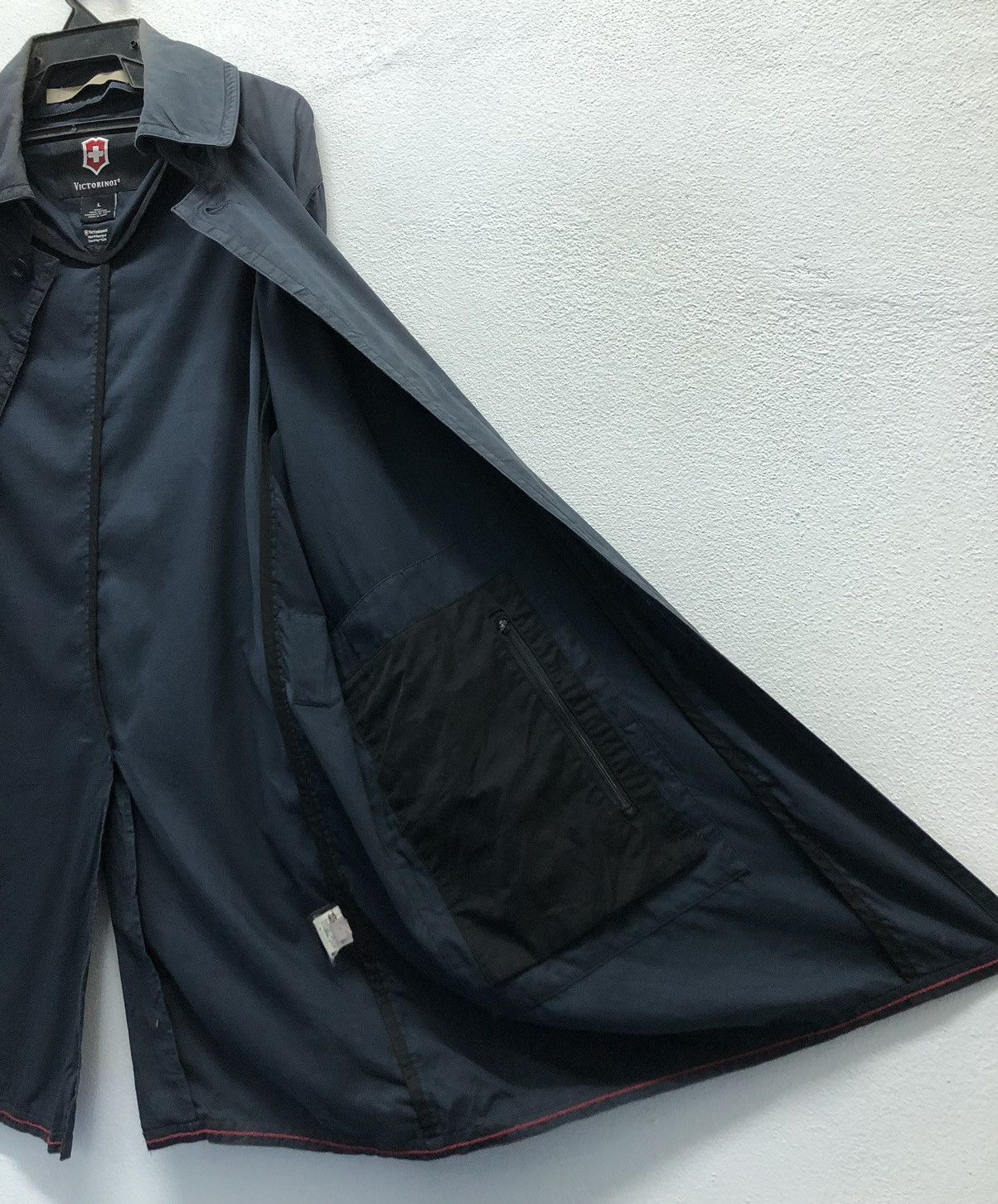 Victorinox Vintage Victorinox Maker Of Original SwissArmy Knife Jacket Size US L / EU 52-54 / 3 - 12 Thumbnail