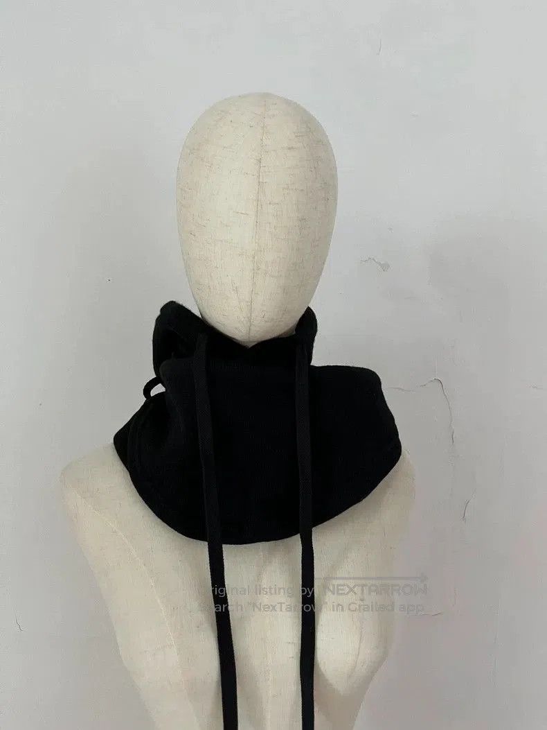 Isaac Sellam Experience ISAMUKATAYAMA BACKLASH Knit Hooded Neck Cover Hat. Size ONE SIZE - 3 Thumbnail