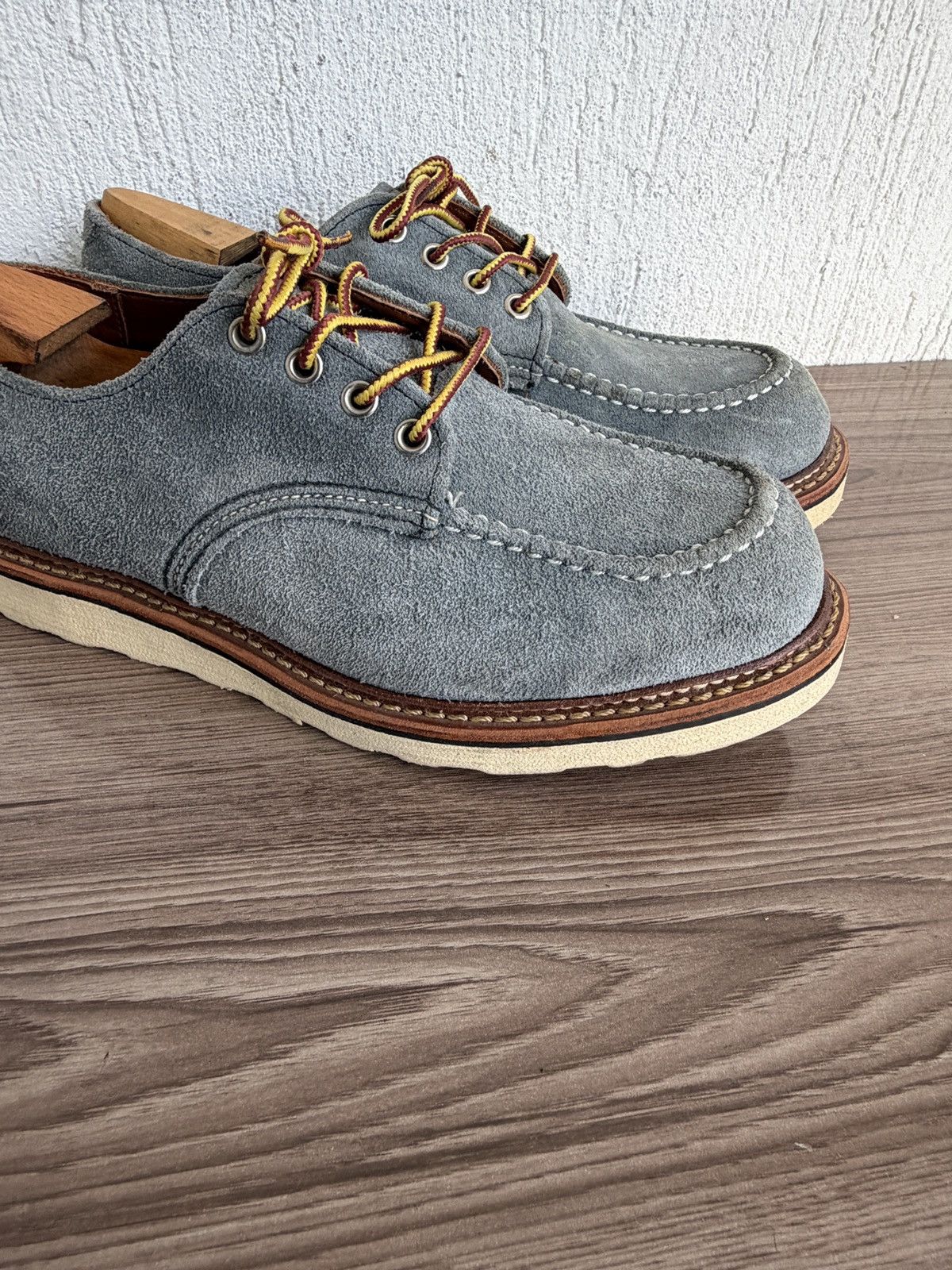 Red Wing Suede 8101 moc classic oxford Size US 9 / EU 42 - 4 Thumbnail