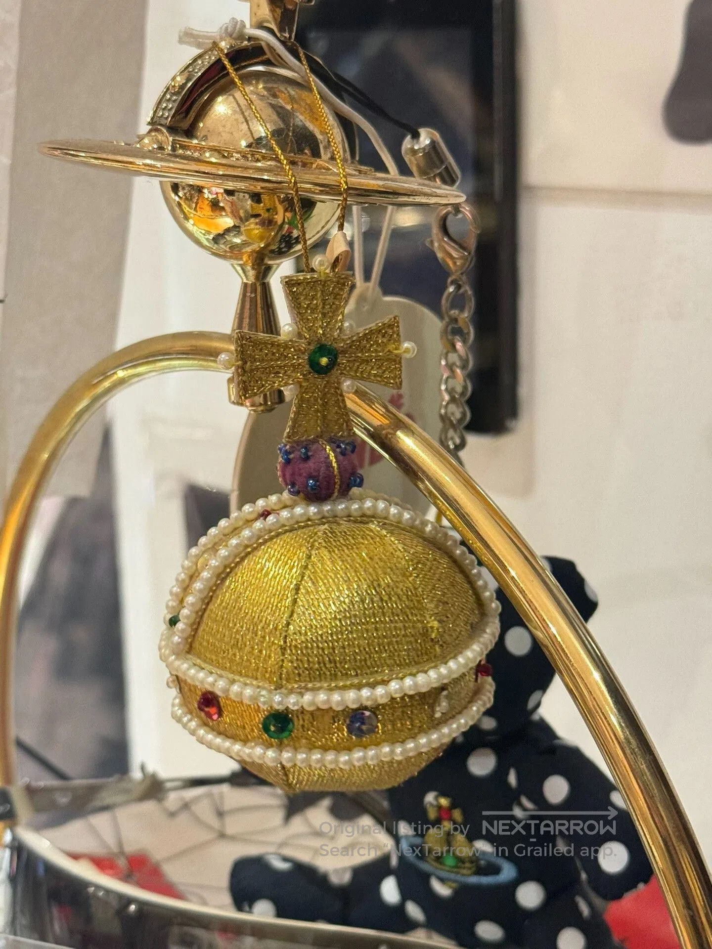 Vivienne Westwood Vivienne Westwood Golden Ornament Pendant. Size ONE SIZE - 1 Thumbnail