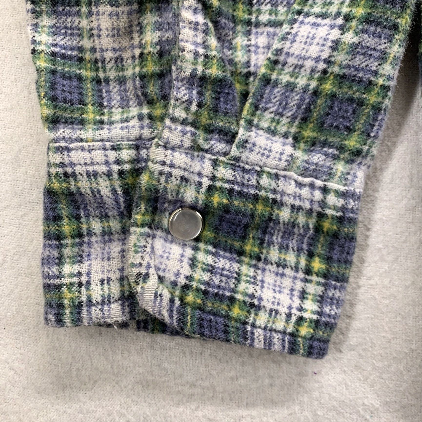Haband VINTAGE 90s Haband Pearl Snap Plaid Flannel Shirt White Blue Green Medium Men Size US M / EU 48-50 / 2 - 3 Thumbnail