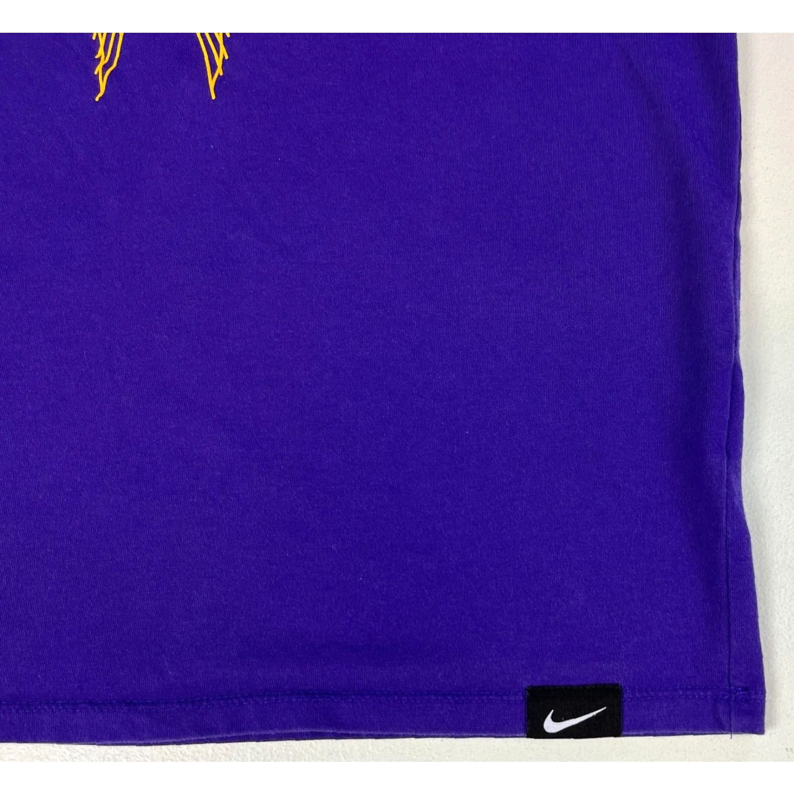 Nike Nike Kobe Bryant Black Mamba Logo T-Shirt Dri-Fit 820303-547 Sz S Mens Shirt Purple, 2016, Short Sleeve, Crew Neck, Logo, Nike Dri-FIT, Sports Size US S / EU 44-46 / 1 - 4 Thumbnail