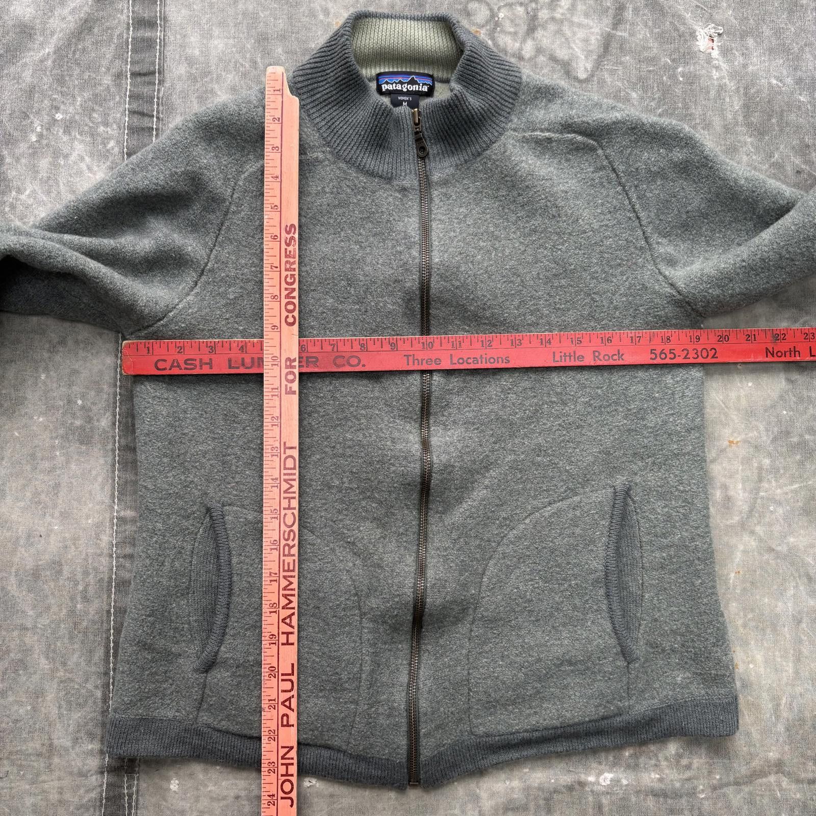 Patagonia Vintage Y2K Patagonia Lowland Pistachio Green Wool Cardigan Size M / US 6-8 / IT 42-44 - 4 Thumbnail