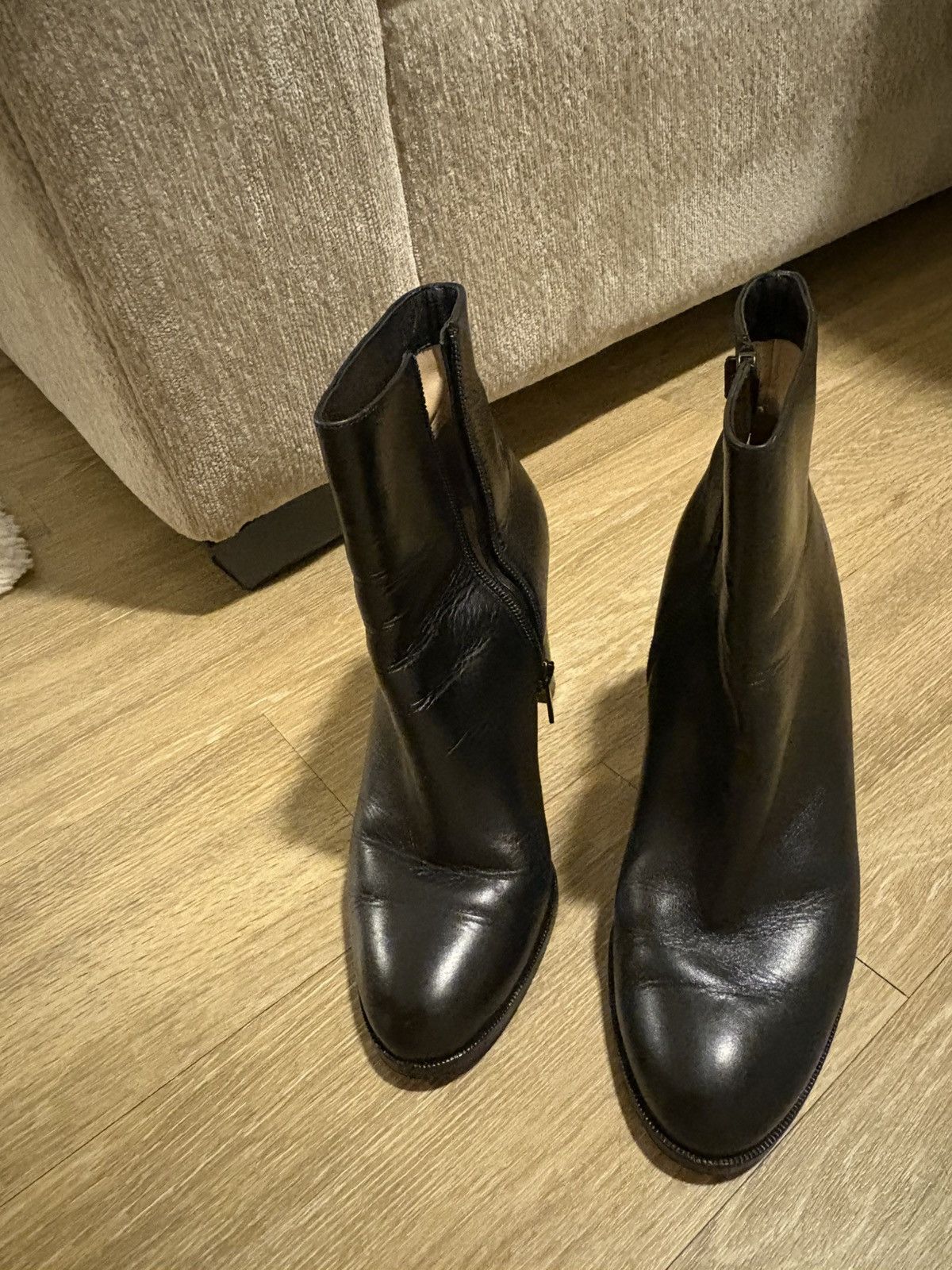 Christian Louboutin Christian Louboutin Booties Size US 8.5 / IT 38.5 - 4 Thumbnail