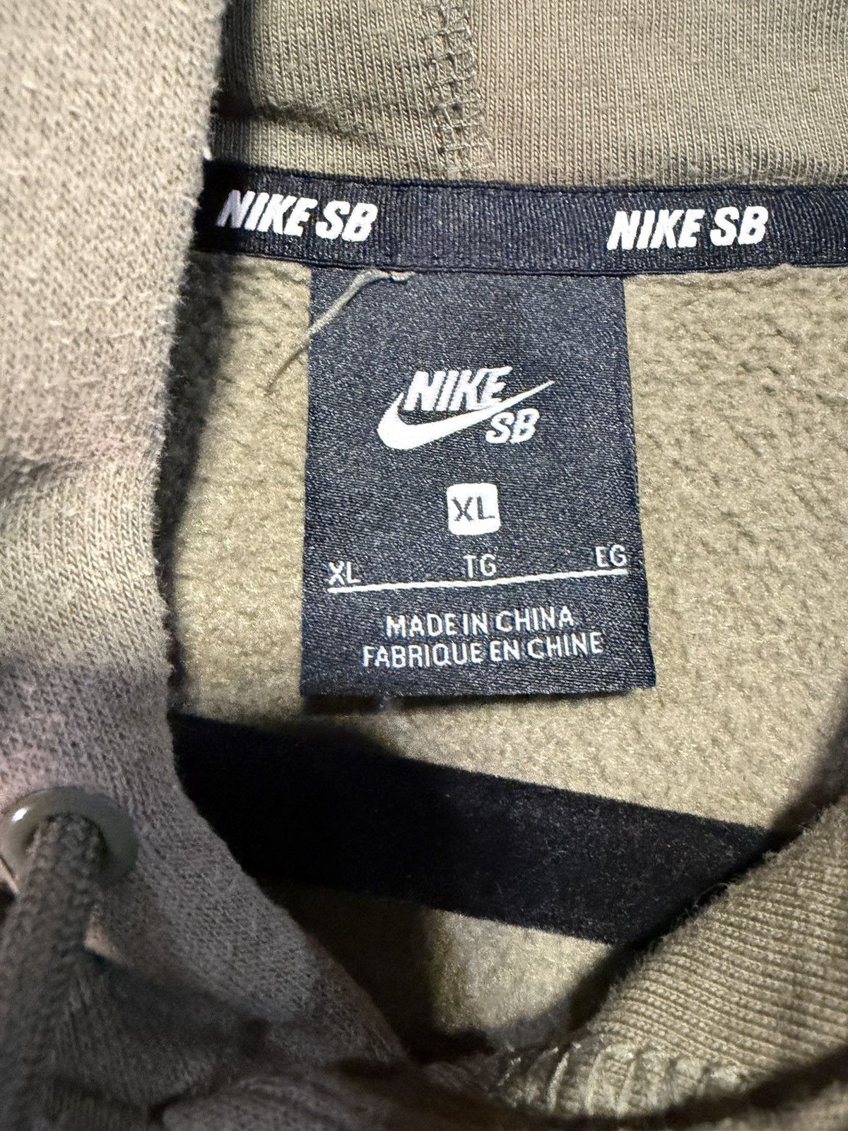 Nike SB Olive and pink nike SB hoodie Size XL / US 12-14 / IT 48-50 - 7 Thumbnail