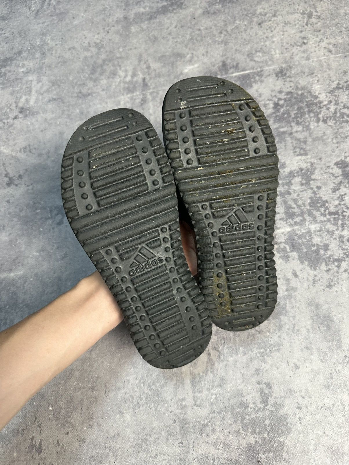 Adidas slippers Adidas Vintage Black Rare Size US 7 / EU 40 - 5 Thumbnail