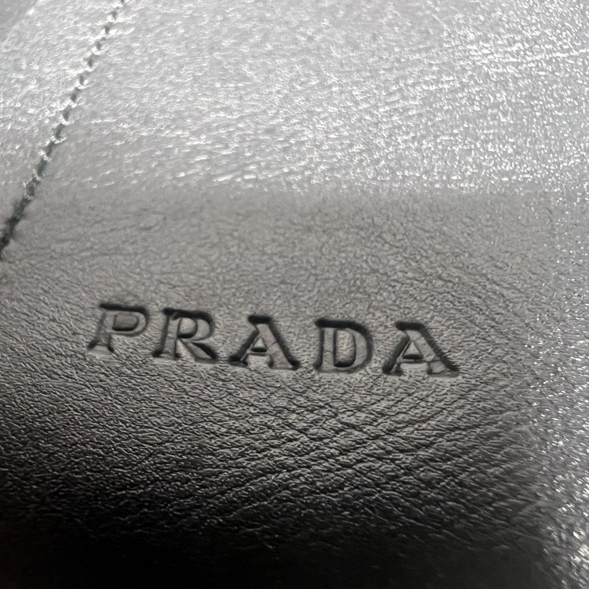 Prada Authentic Vintage PRADA Vitello Leather Shoulder Bag – Black Size ONE SIZE - 3 Thumbnail