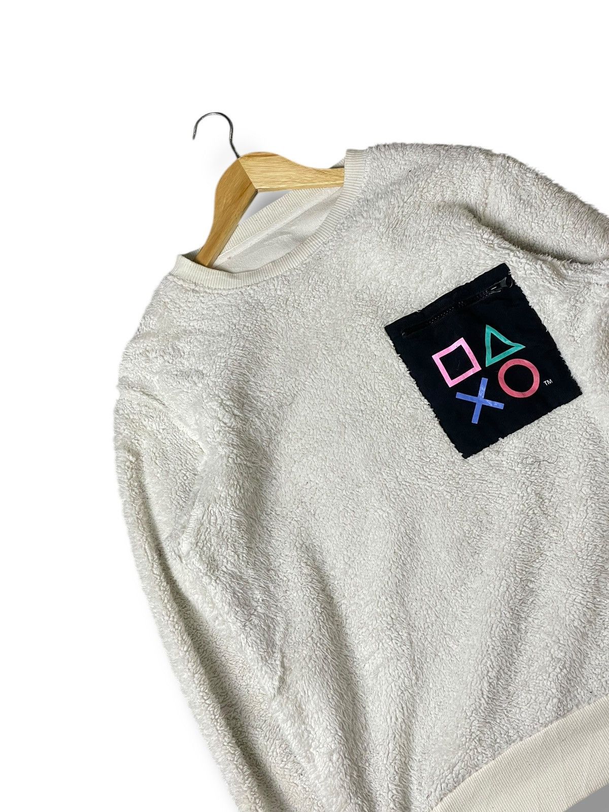 GU × Japanese Brand × Playstation GU x PlayStation Fleece Pullover Sweatshirt (106) Size US M / EU 48-50 / 2 - 3 Thumbnail