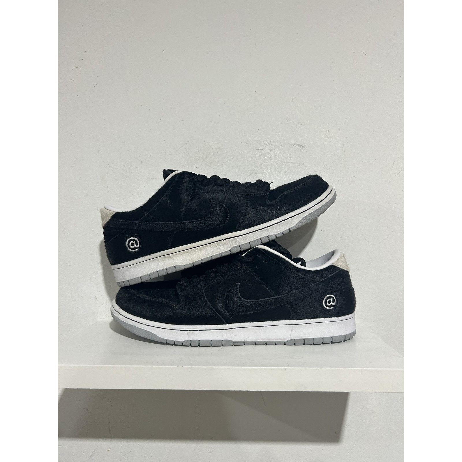 Nike NIKE SB DUNK LOW MEDICOM TOY SIZE 14 PREOWNED Size US 14 / EU 47 - 1 Thumbnail