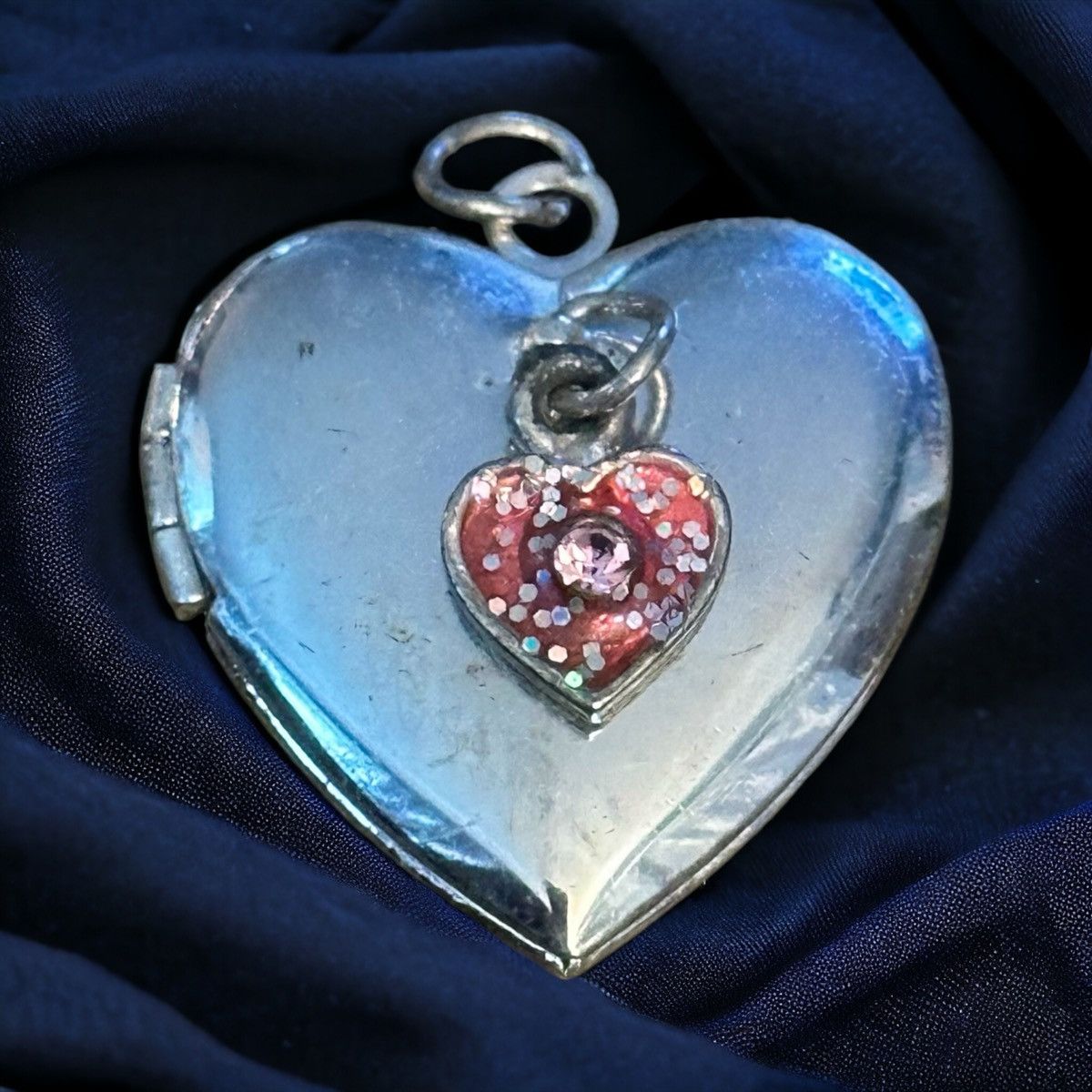 Vintage Vintage silver tone heart pocket pendant Size ONE SIZE - 1 Thumbnail