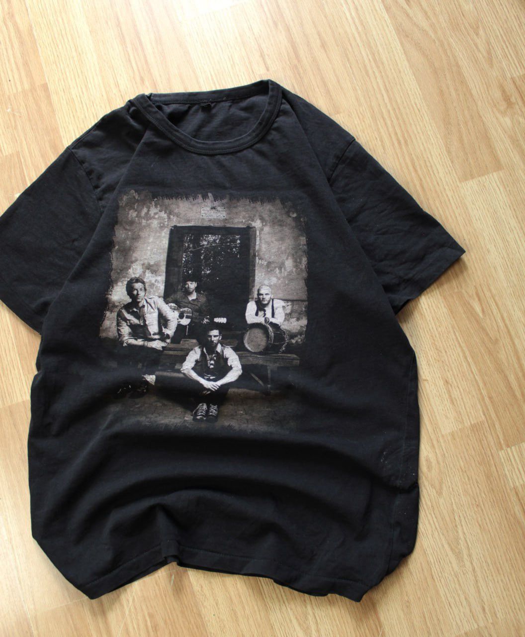 Band Tees 🔥 2008 Coldplay Viva La Vida Tour T Shirt Rock Tee Size US L / EU 52-54 / 3 - 3 Thumbnail